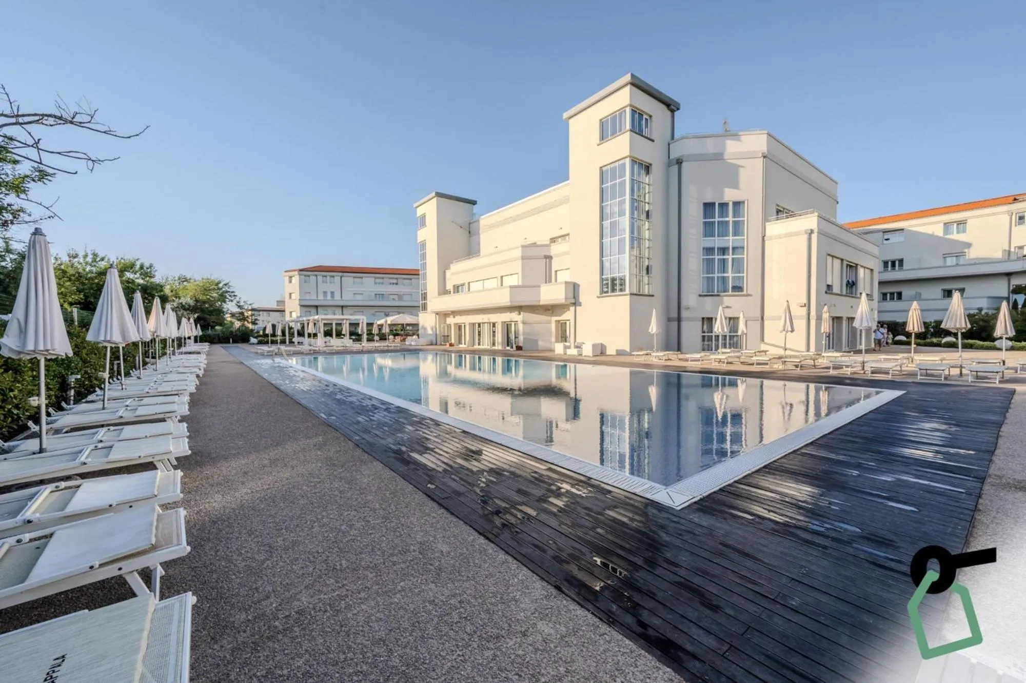 Swimming pool in HOTIDAY Room Collection - Tirrenia