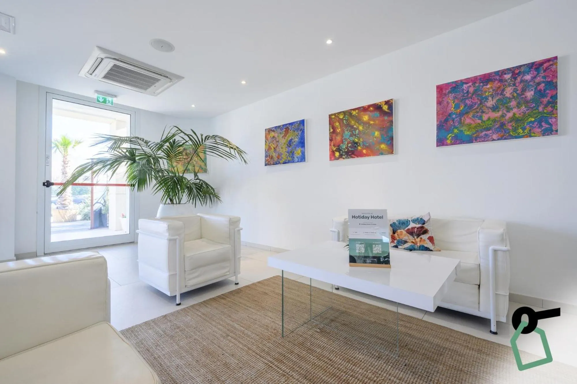 Seating area in HOTIDAY Room Collection - Tirrenia