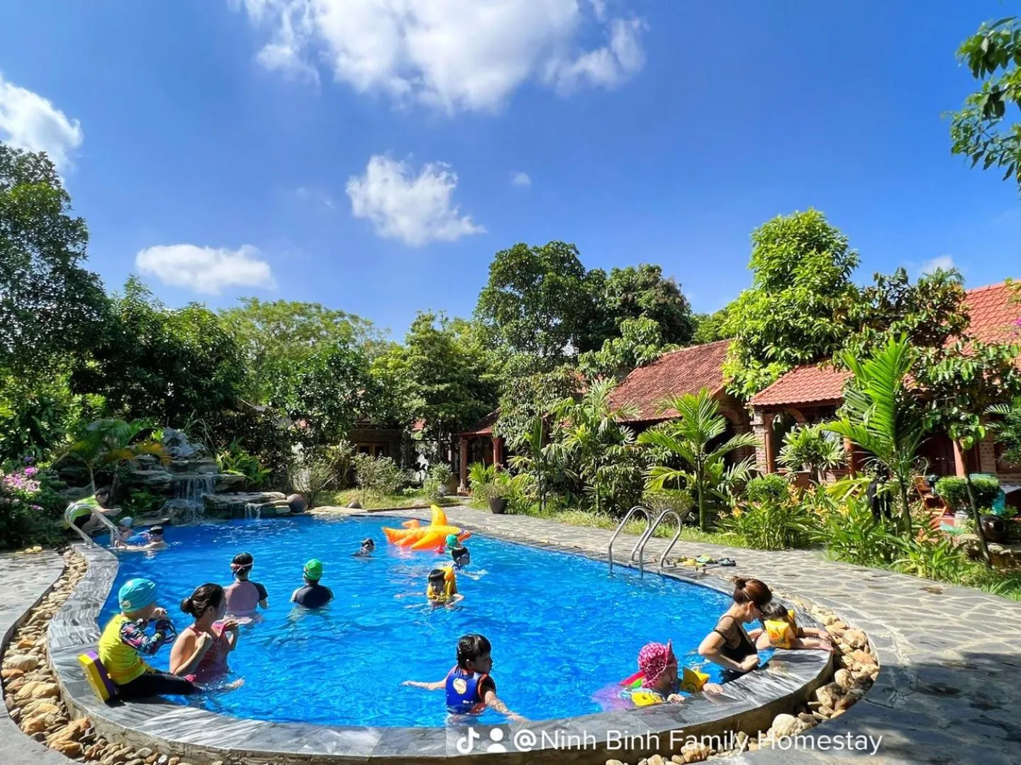 Swimming pool in Ninh Binh Family Homestay