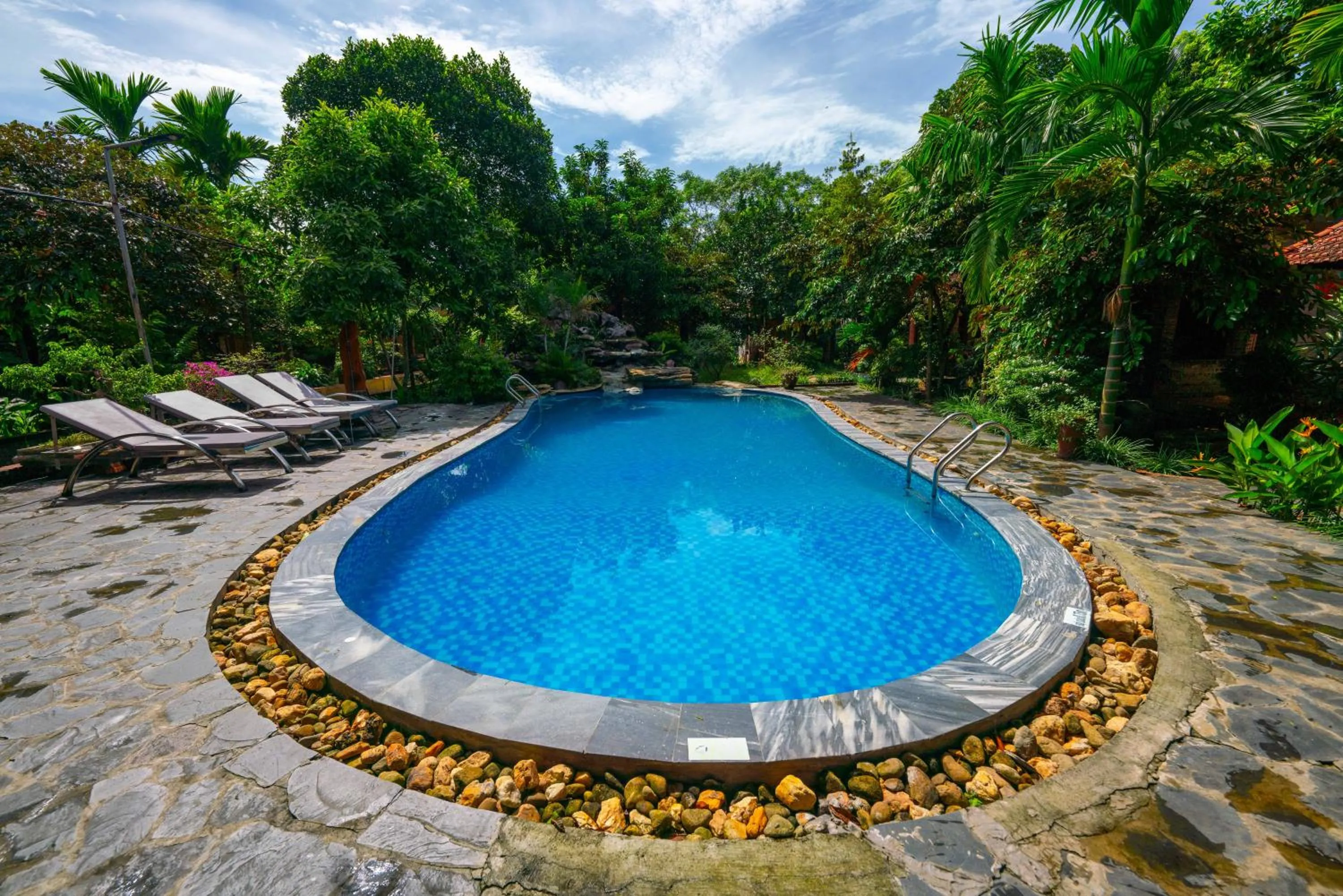 Pool view in Ninh Binh Family Homestay
