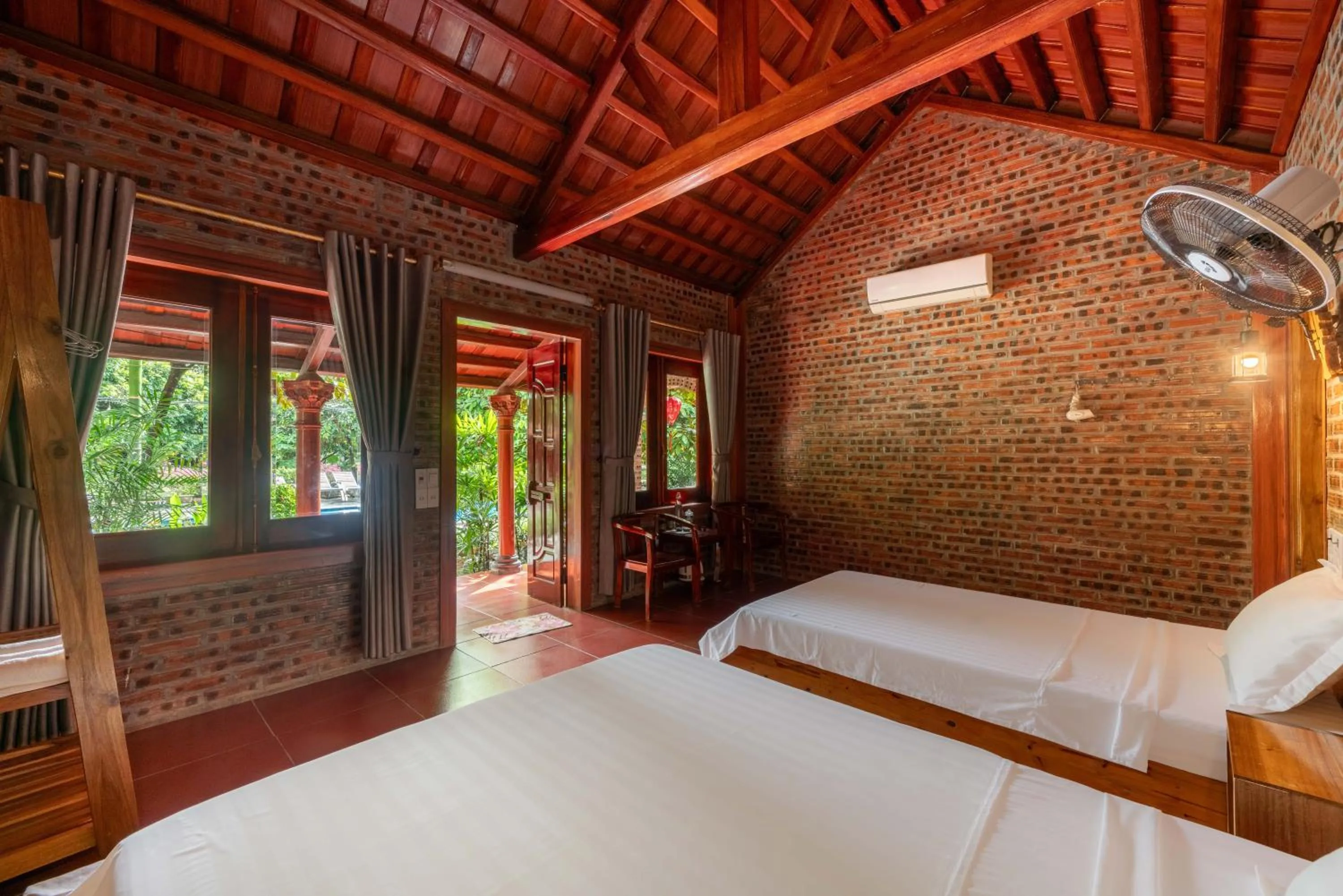 Bed in Ninh Binh Family Homestay