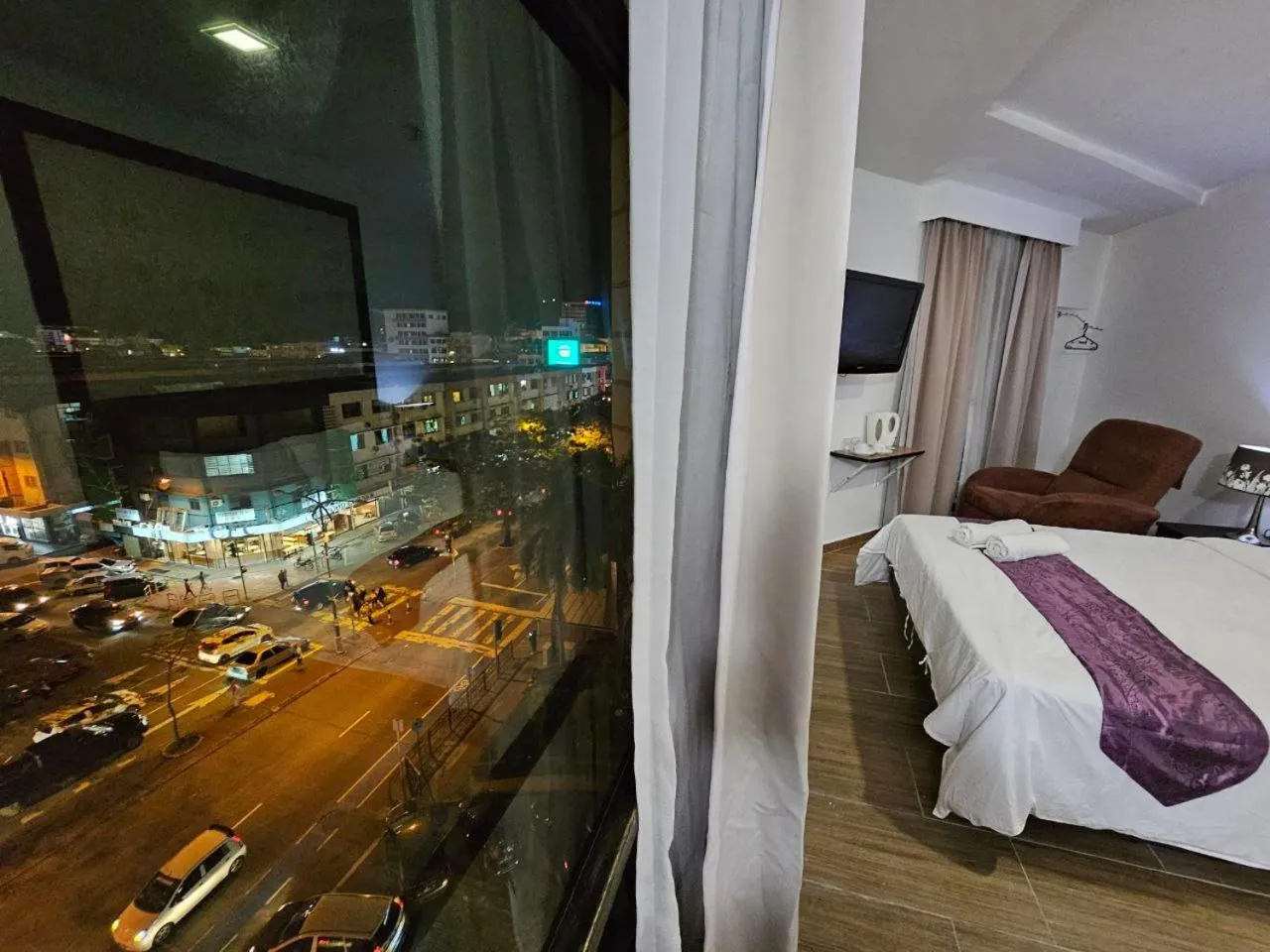 Bed in Warisan Hotel Kota Kinabalu