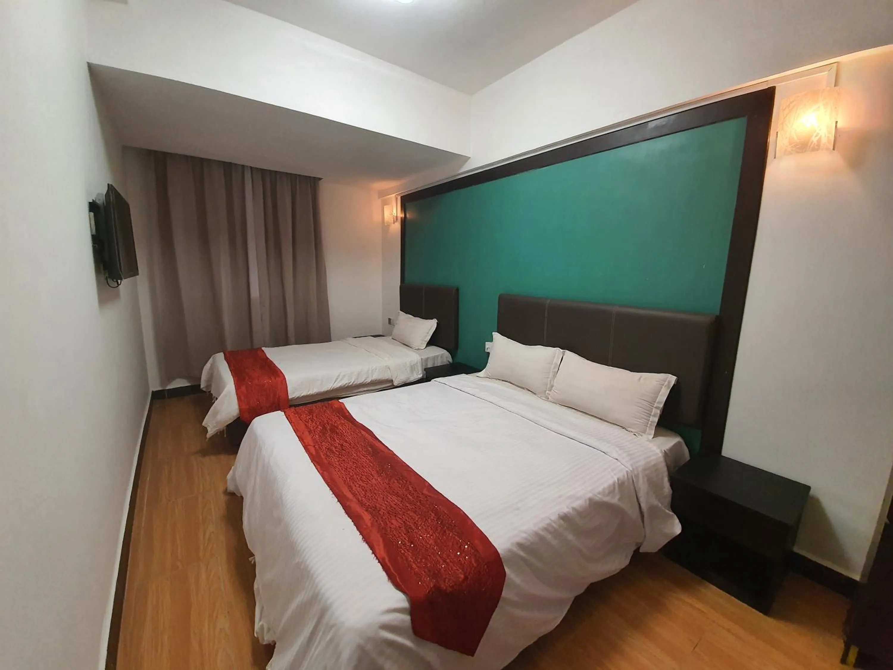 Bed in Warisan Hotel Kota Kinabalu