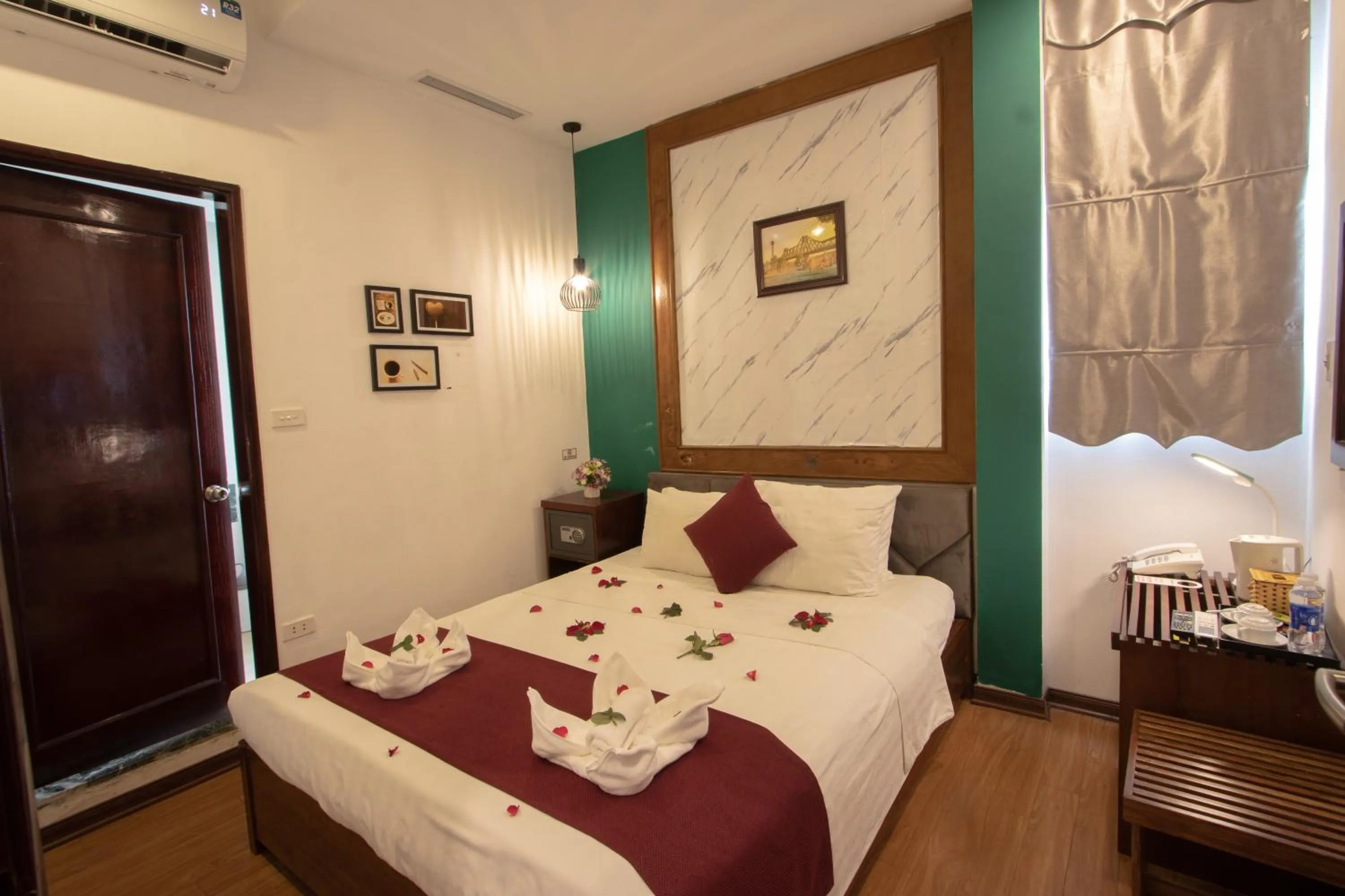 Bed in NT Elysian hotel