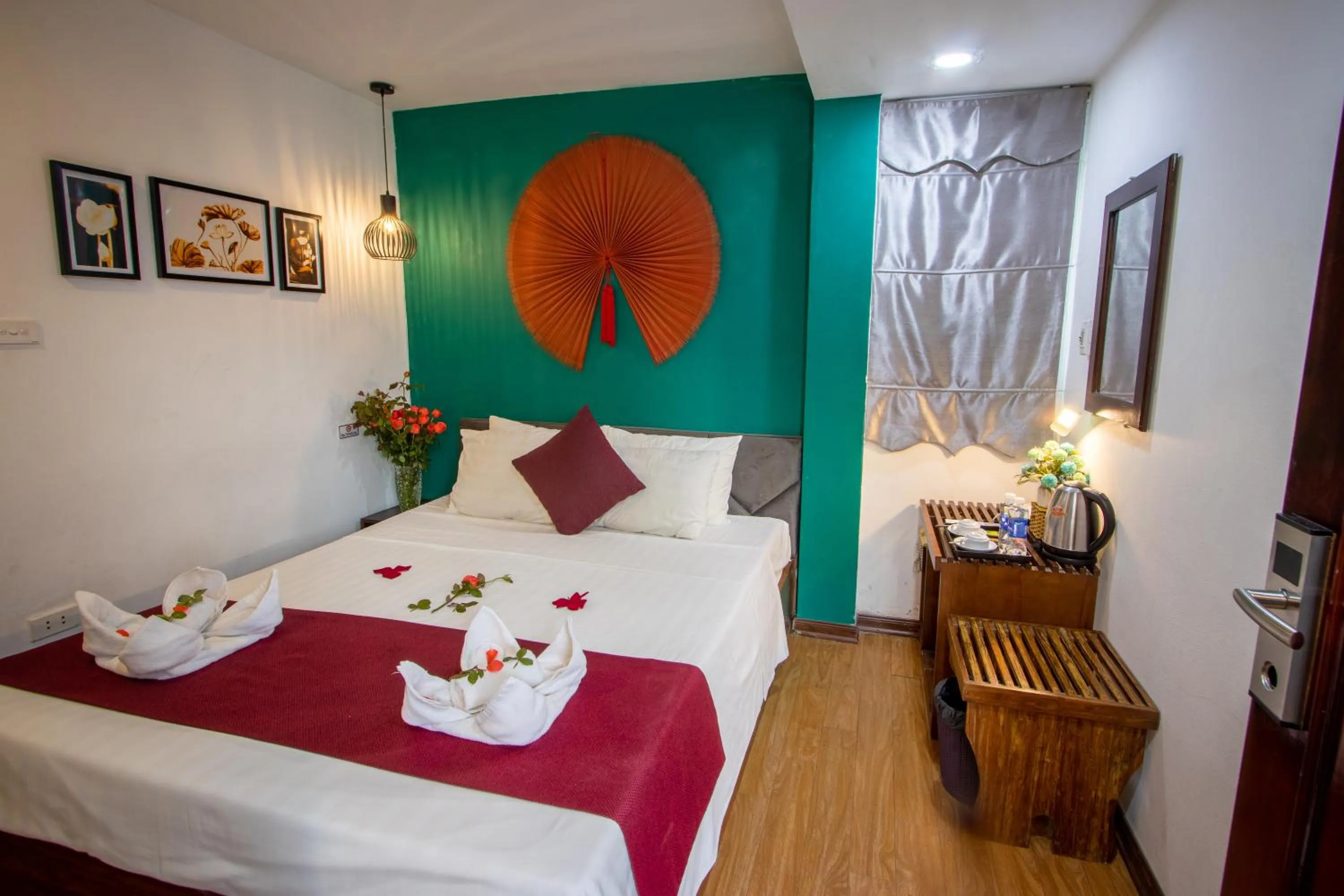 Photo of the whole room, Bed in NT Elysian hotel