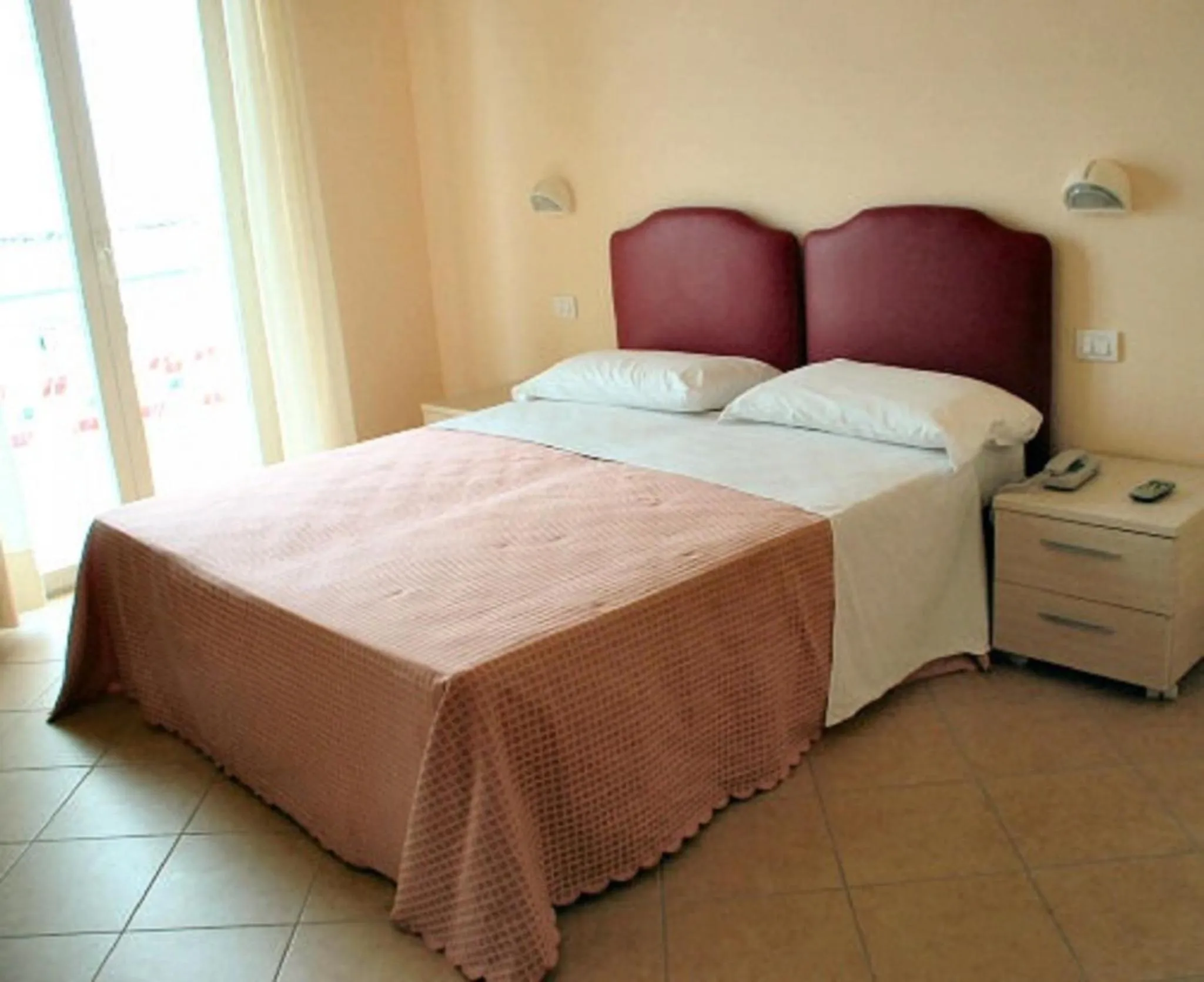 Bed in Hotel Souvenir