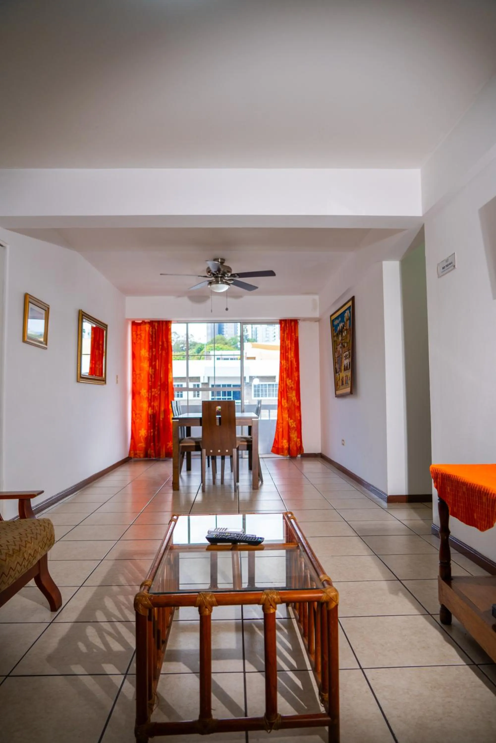 Dining area in Suites & Apartments San Benito - Zona Rosa