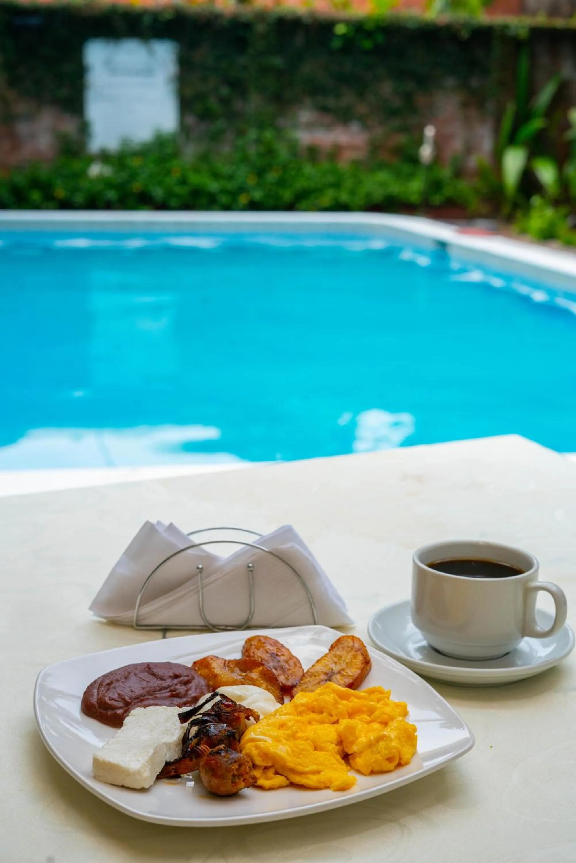 Breakfast in Suites & Apartments San Benito - Zona Rosa