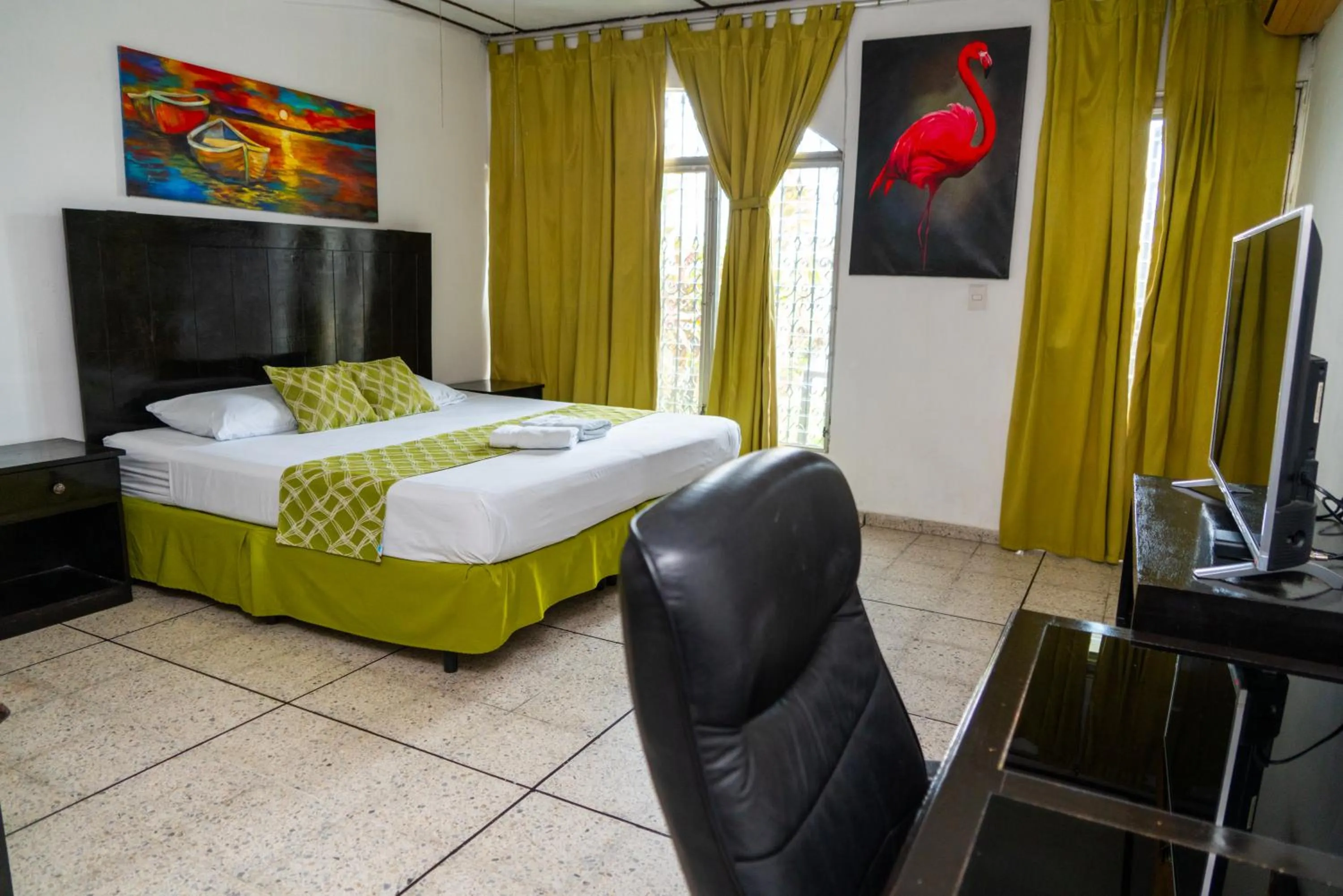 Bed in Suites & Apartments San Benito - Zona Rosa