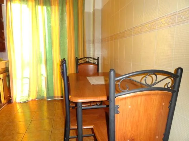 Manis Apartment Set in a Hotel Area