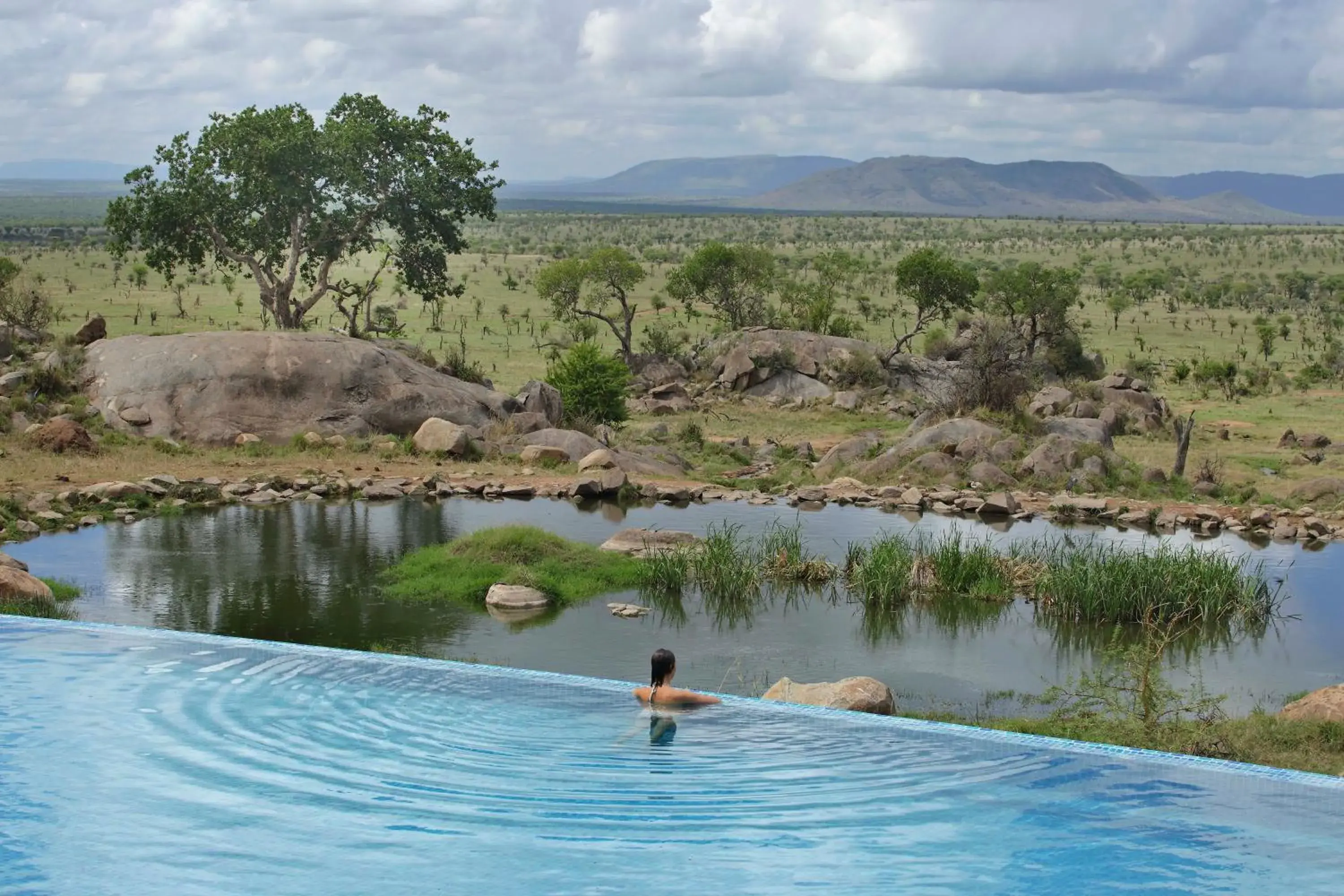 Swimming pool in Four Seasons Safari Lodge Serengeti Swimming pool in Four Seasons Safari Lodge Serengeti