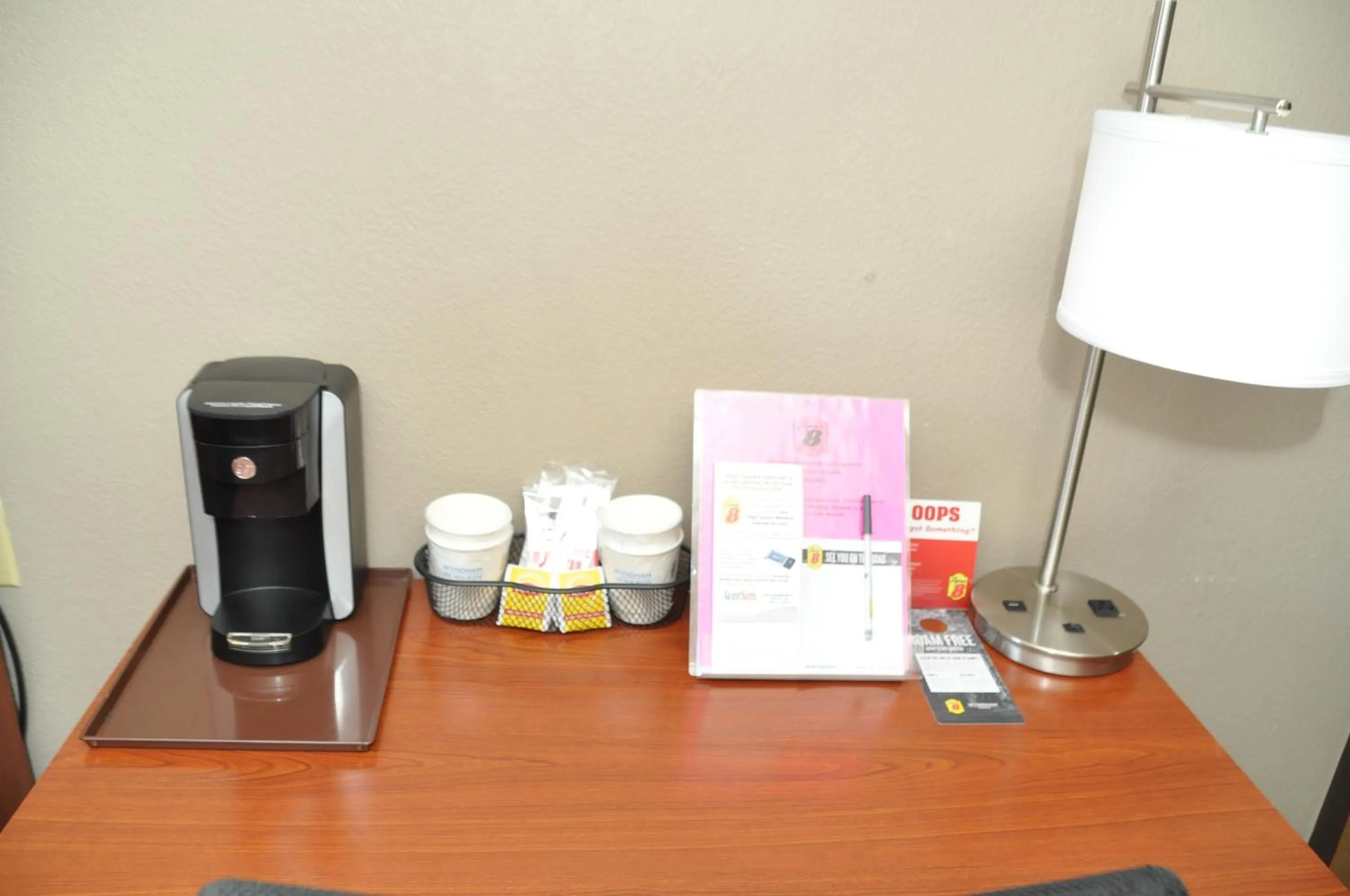 Super 8 by Wyndham Clearfield