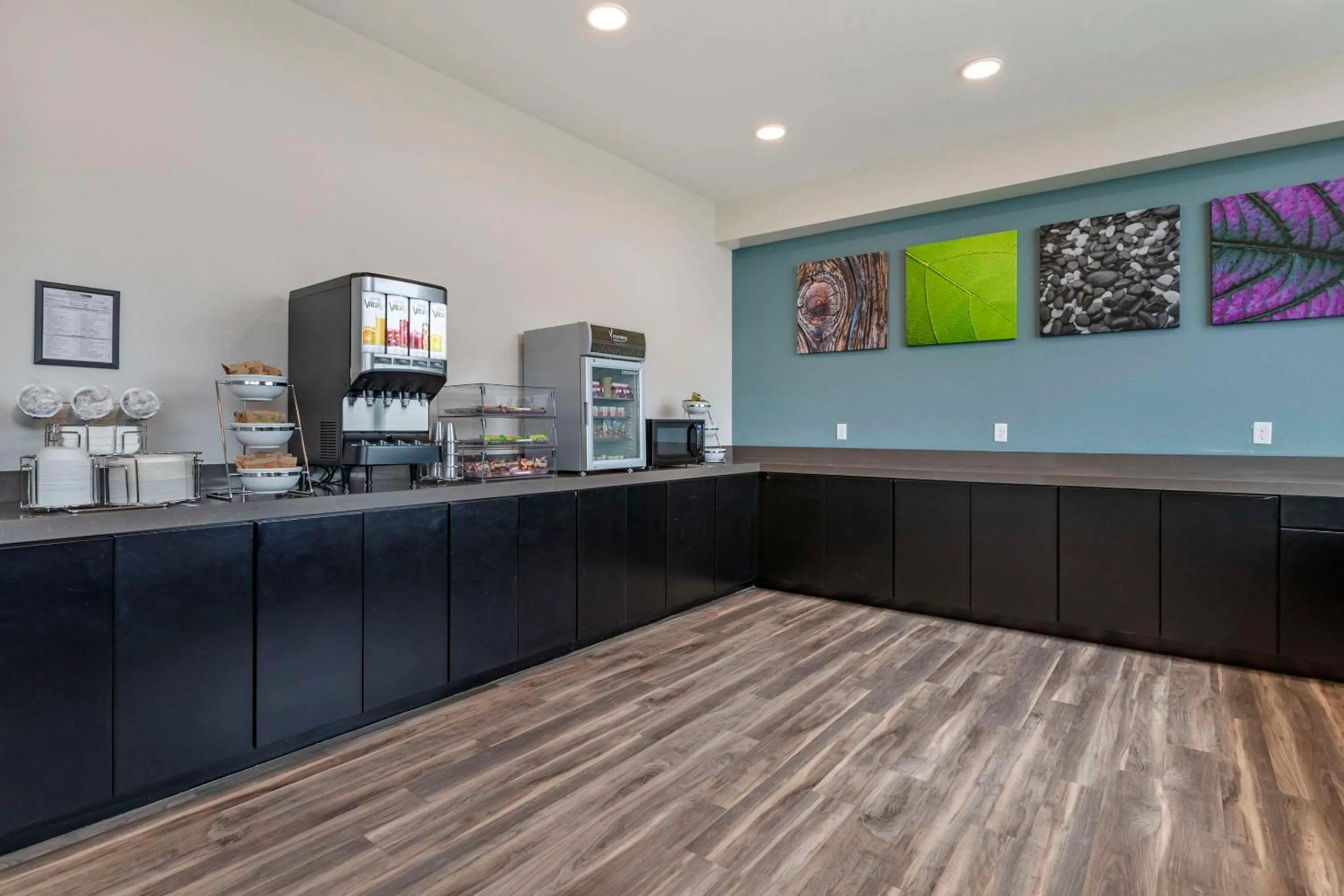 Breakfast in Sleep Inn & Suites Milwaukee-Franklin