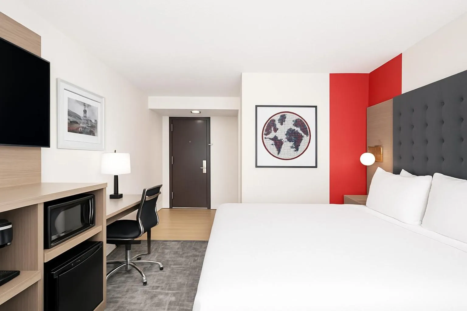 Bed in Ramada Plaza by Wyndham Regina Downtown