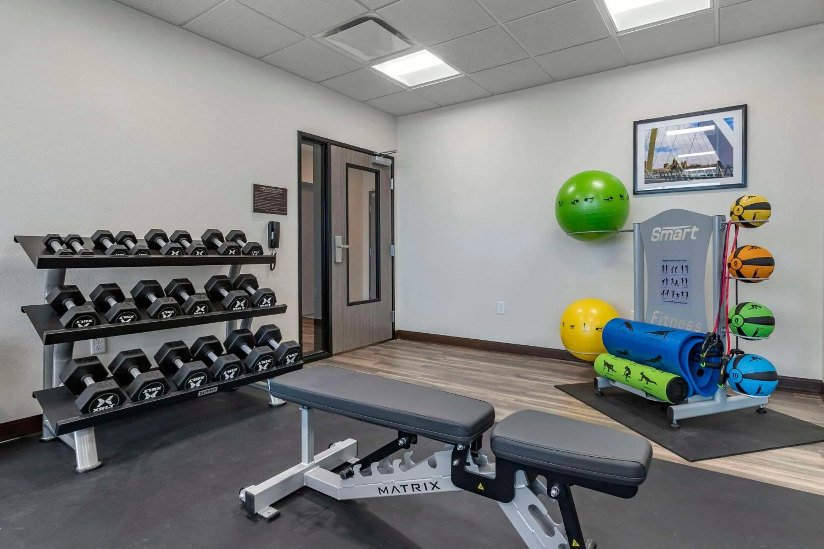 Fitness centre/facilities in MainStay Suites Milwaukee-Franklin