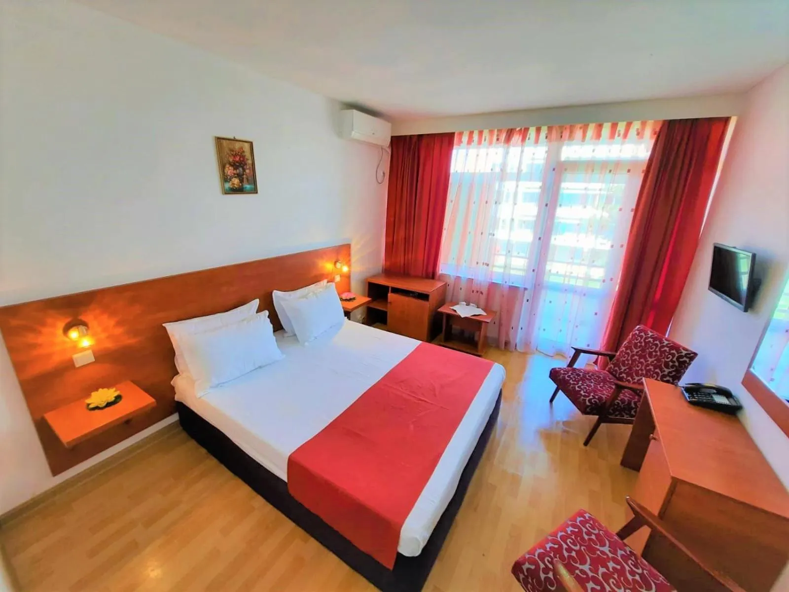 Bed in Hotel Tomis Neptun