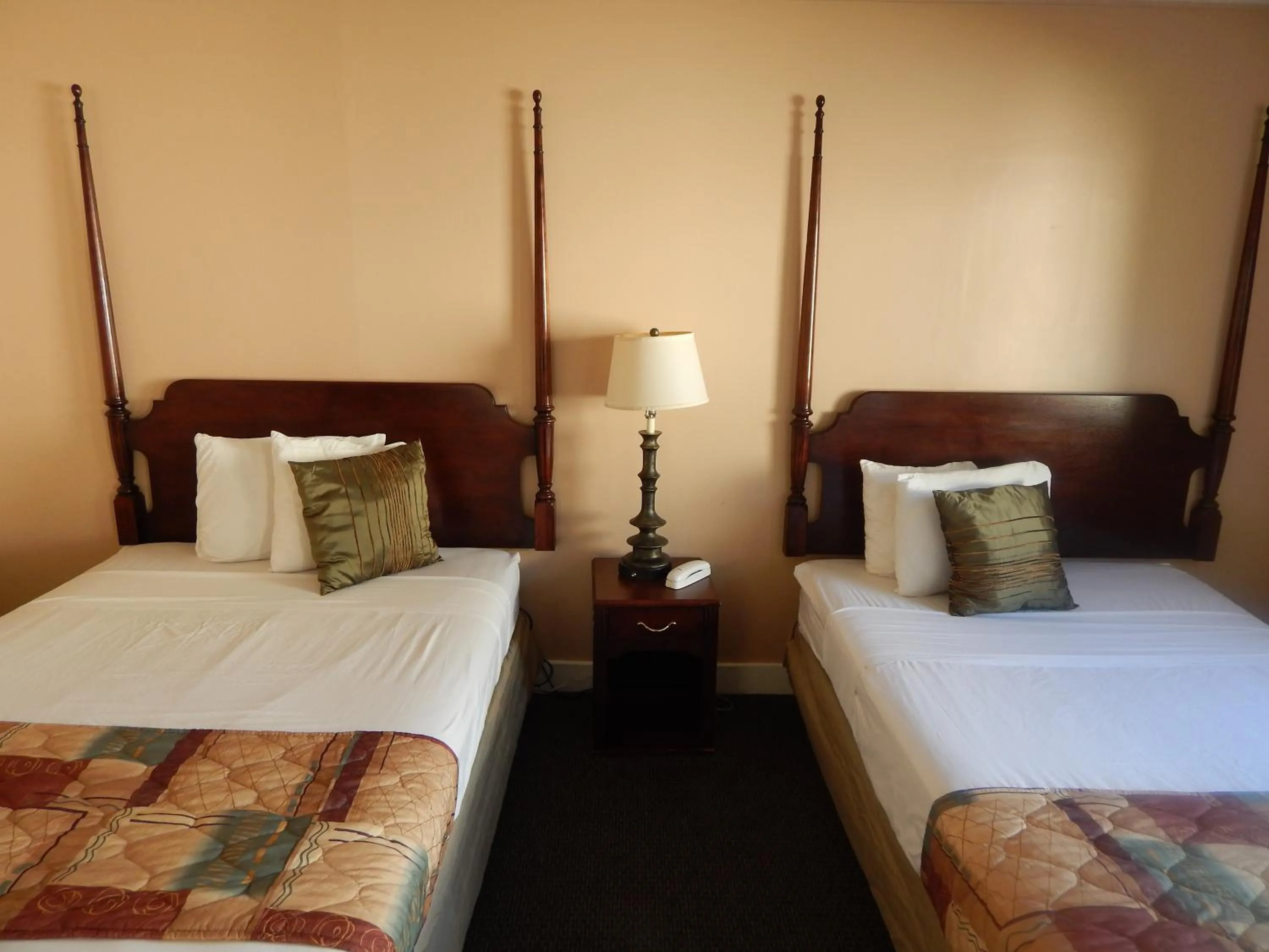 Decorative detail in Capri Motel