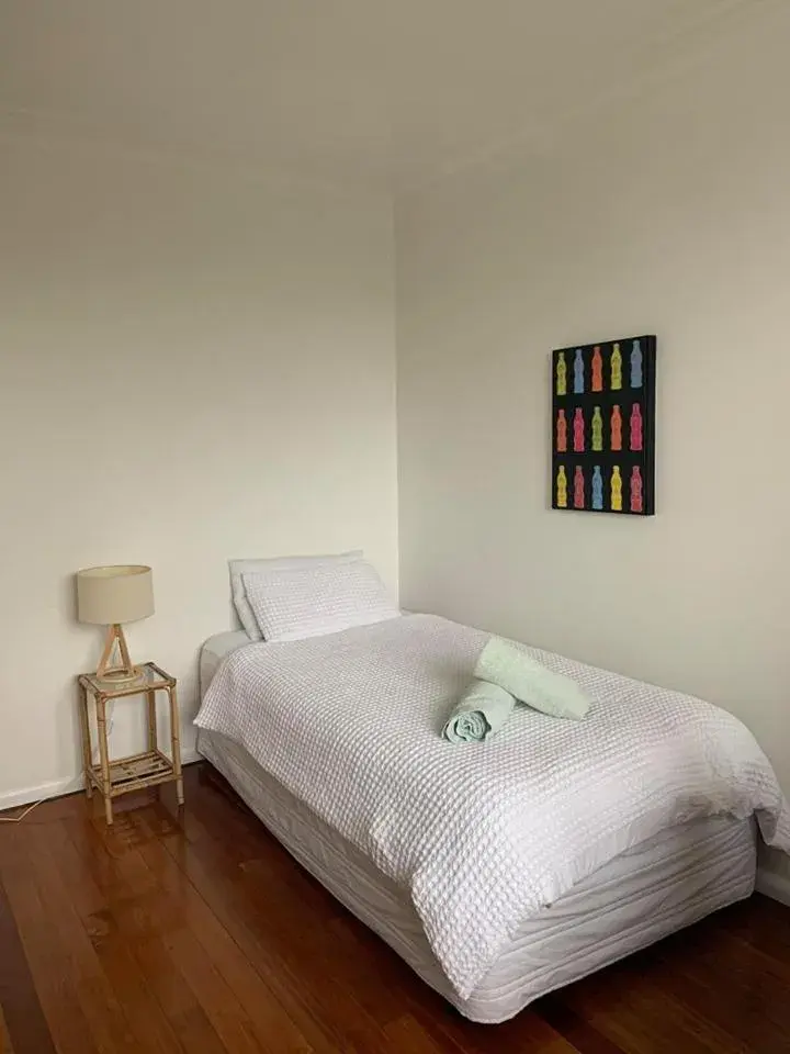 Single Room - Top Floor in Kiwi Heritage Homestay Single Room - Top Floor in Kiwi Heritage Homestay