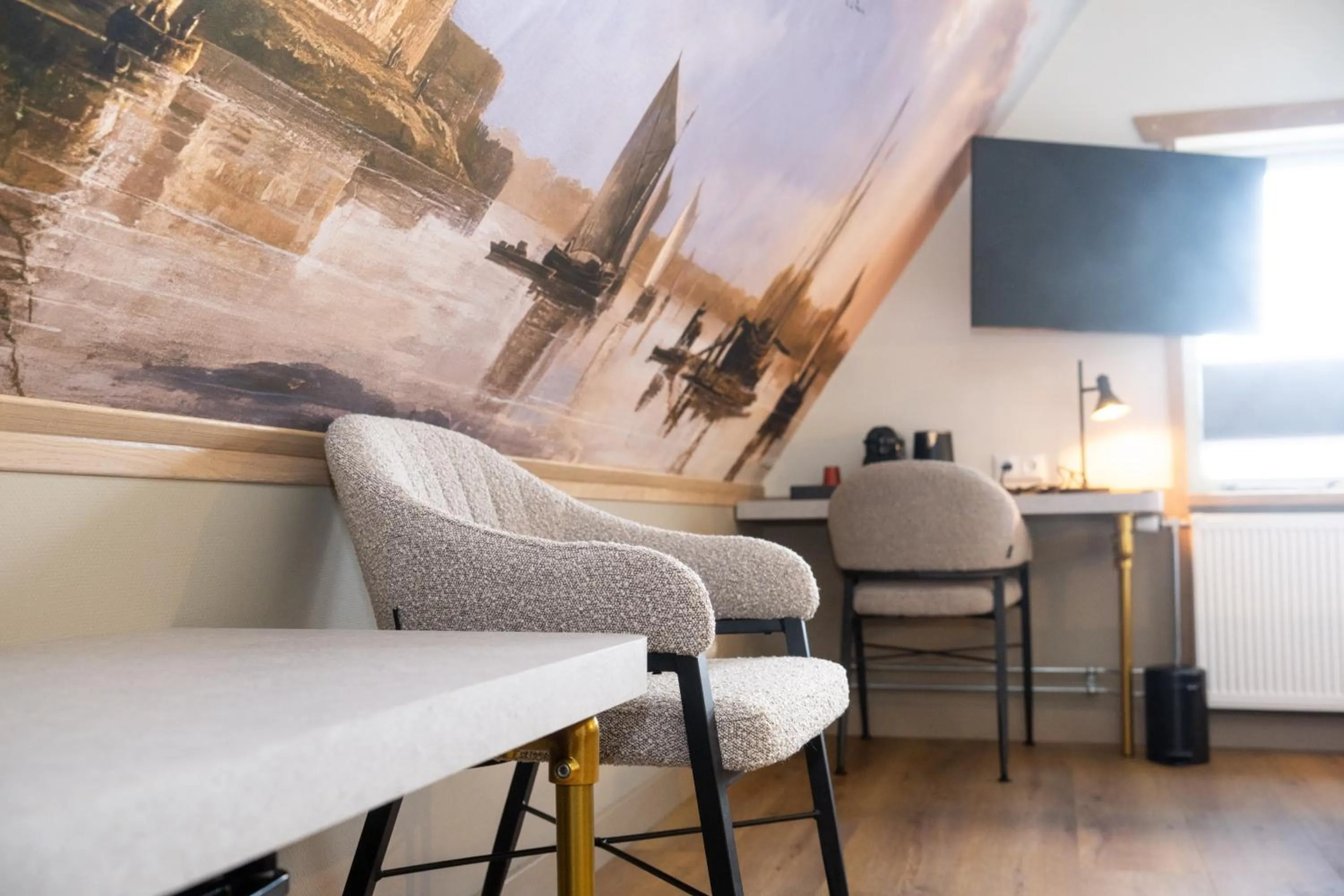 Seating area in Giethoorn Old Art Hotel