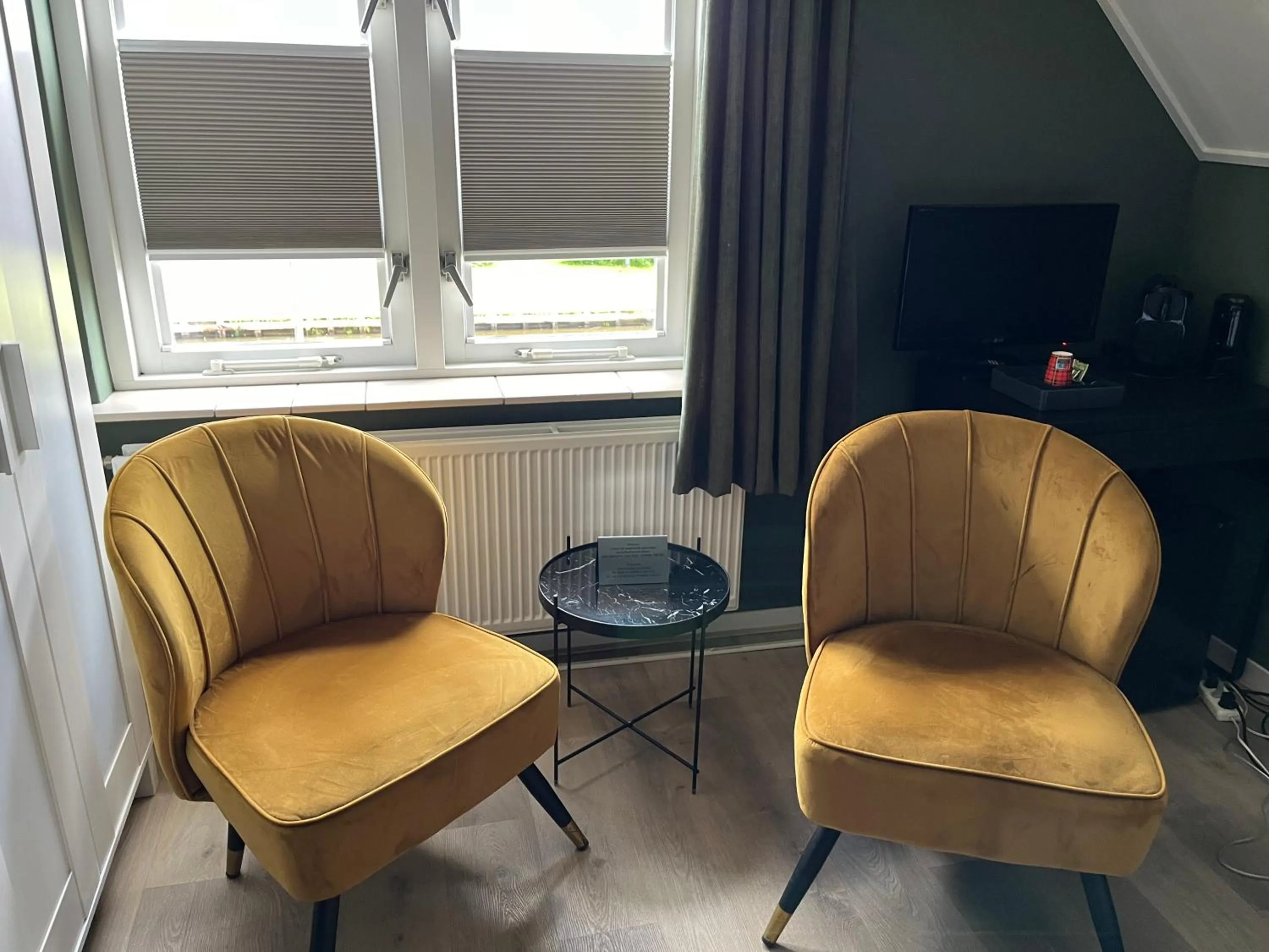 Bedroom in Giethoorn Old Art Hotel