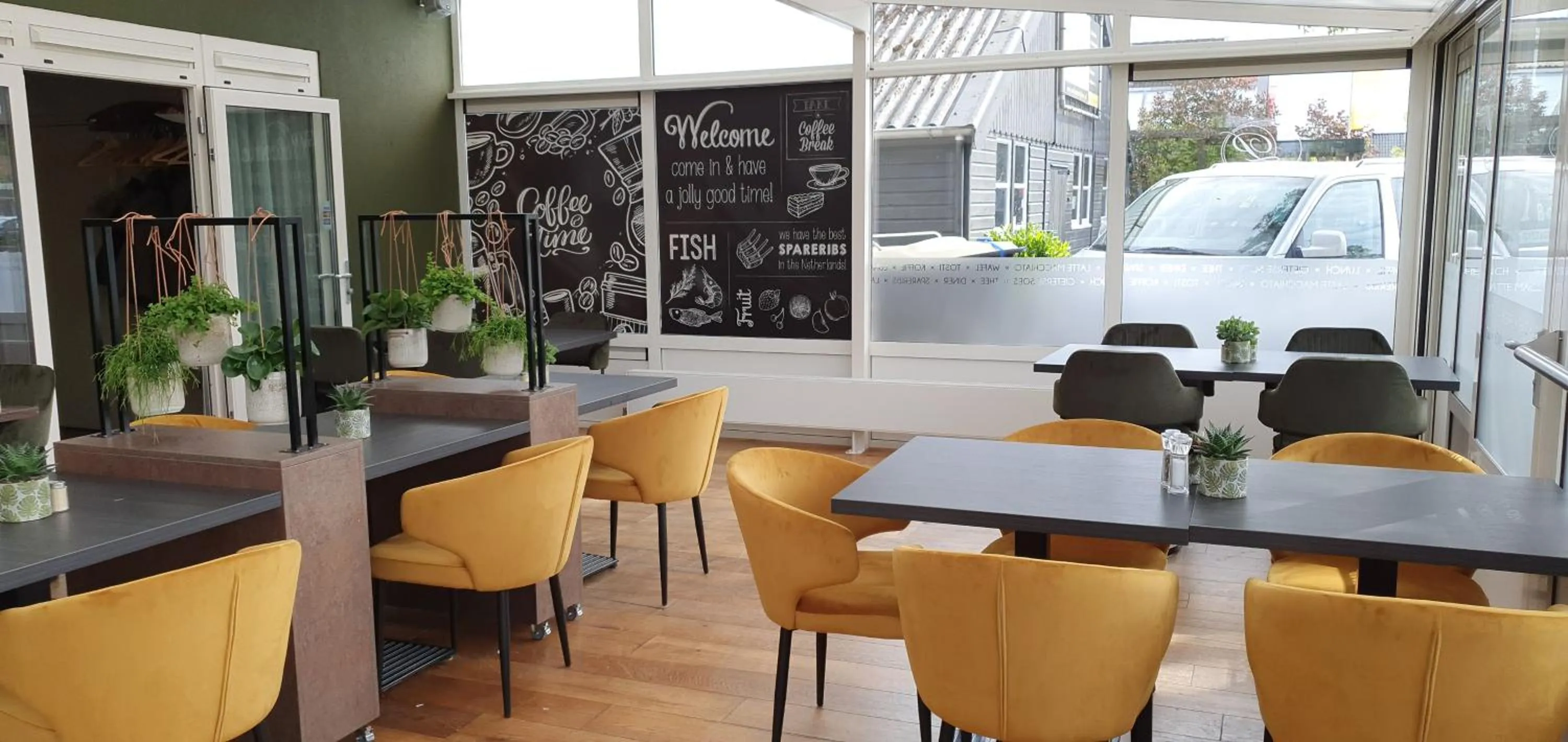 Restaurant/places to eat in Giethoorn Old Art Hotel