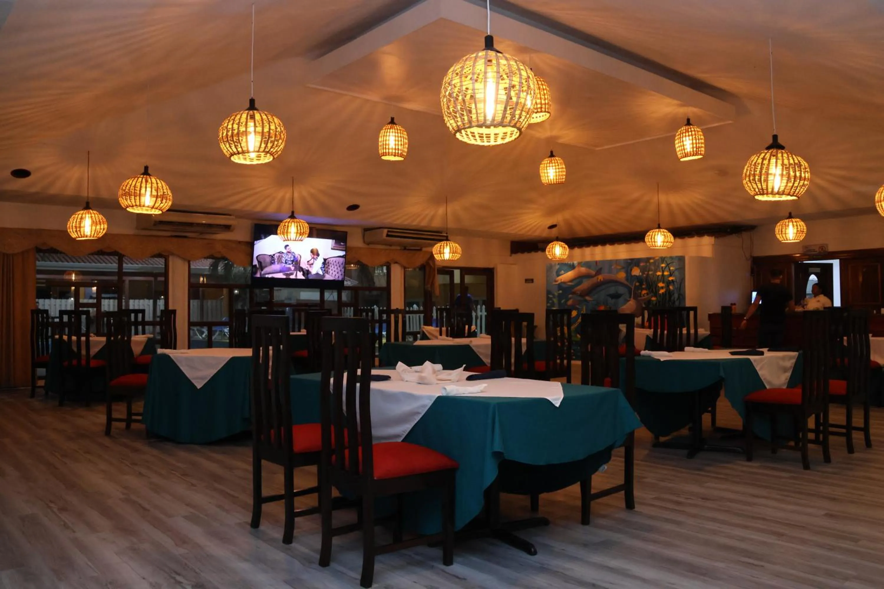 Restaurant/places to eat in Hotel Partenon Beach