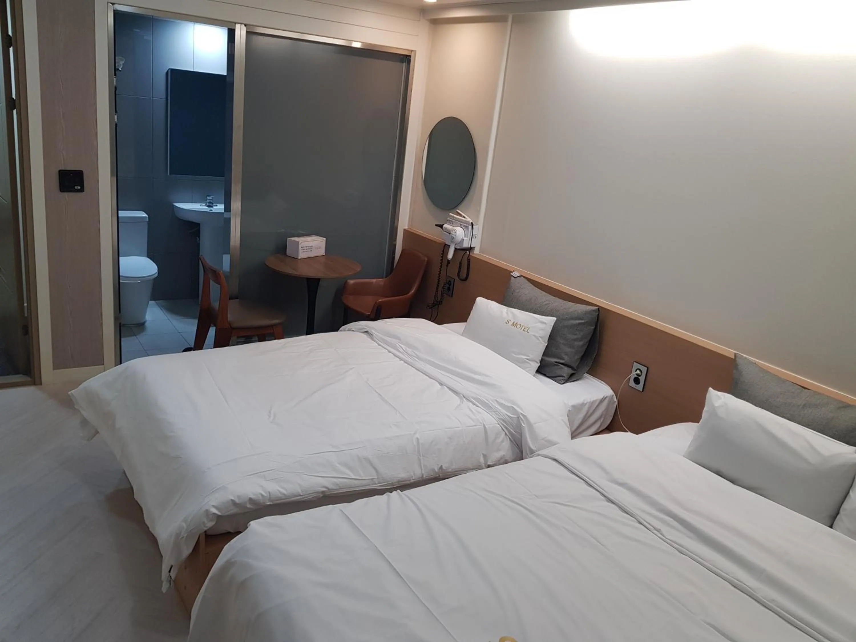 Bed in Number 25 Hotel