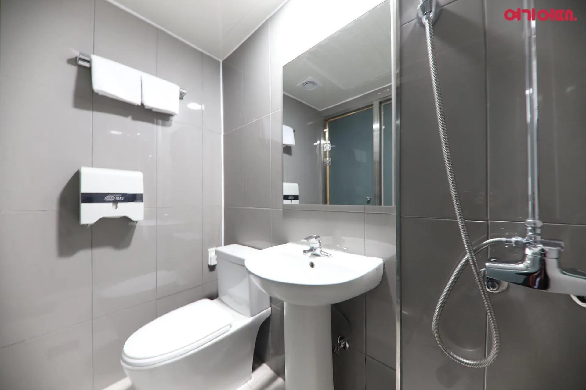 Shower in Number 25 Hotel