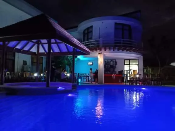 Swimming pool in Discover Boracay Hotel