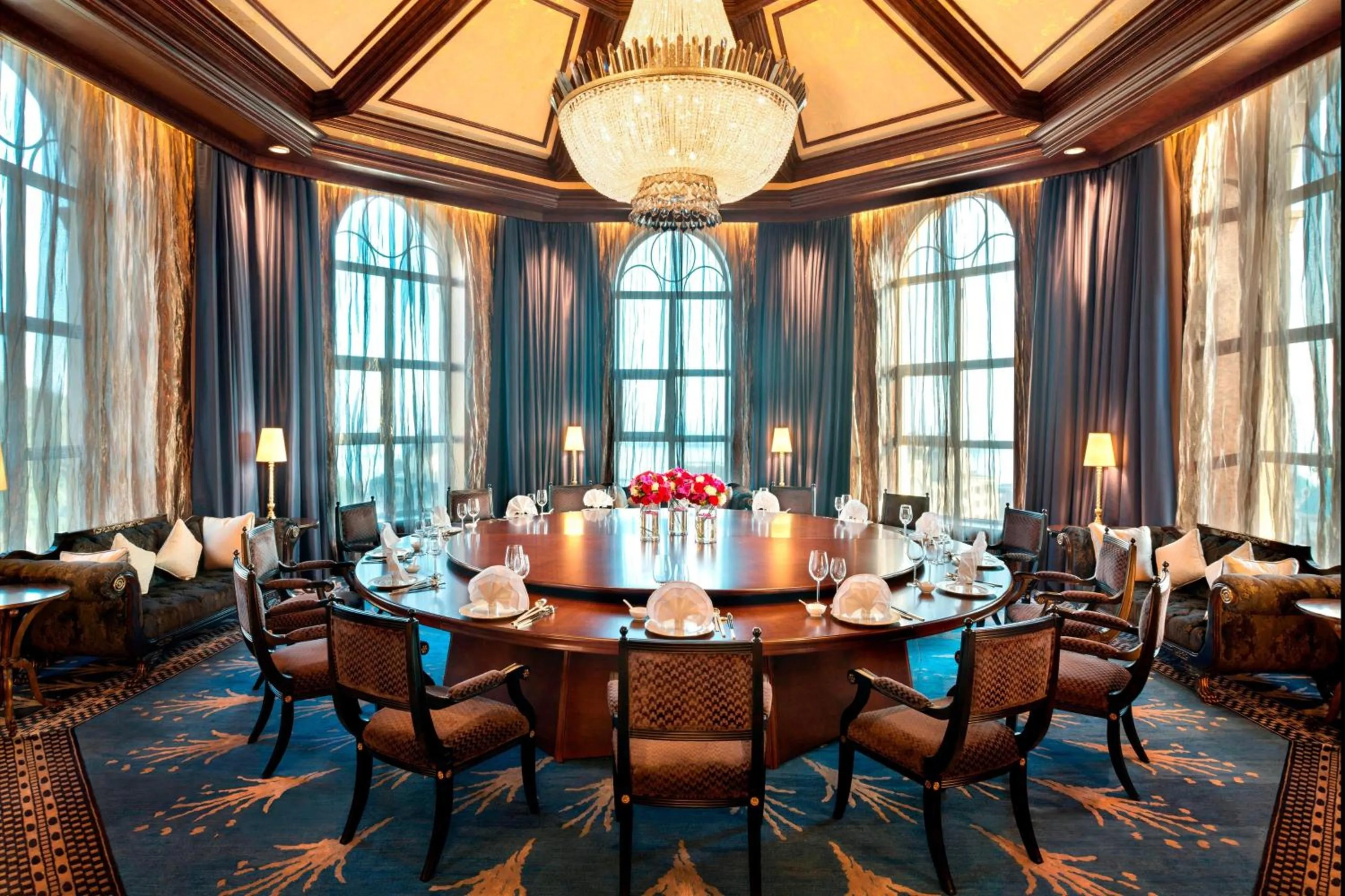 Restaurant/places to eat in The Castle Hotel, a Luxury Collection Hotel, Dalian