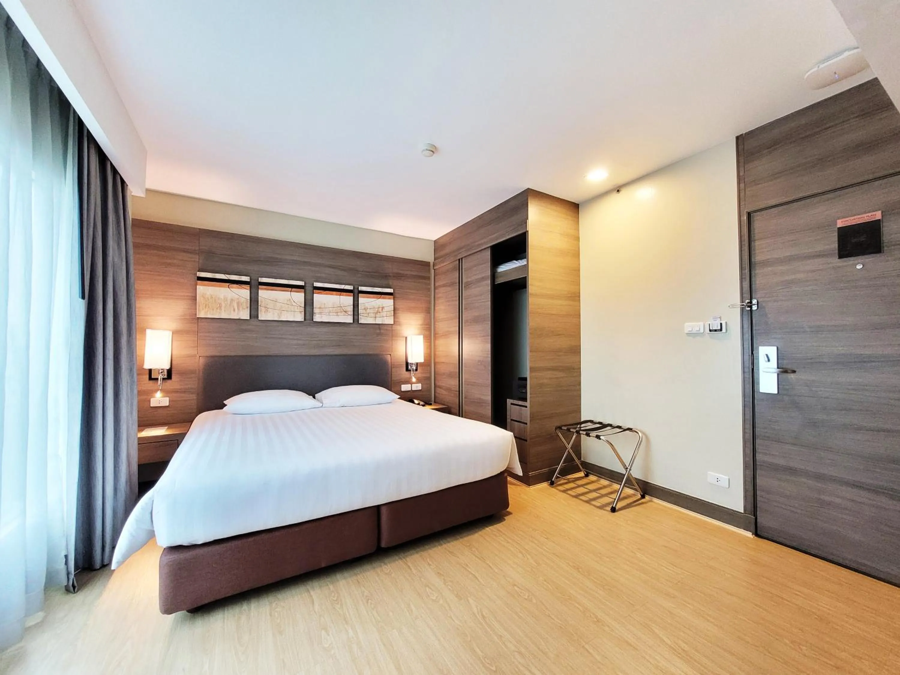 Standard Double or Twin Room in Citrus Sukhumvit 11 by Compass Hospitality