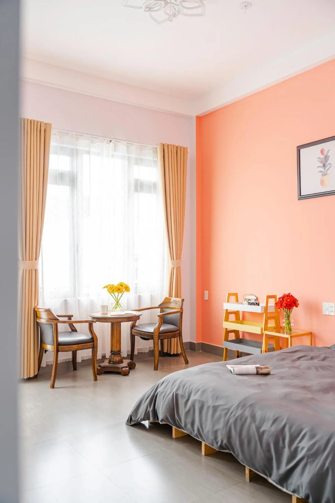 Bedroom, Bed in Kim Little Hotel Dalat