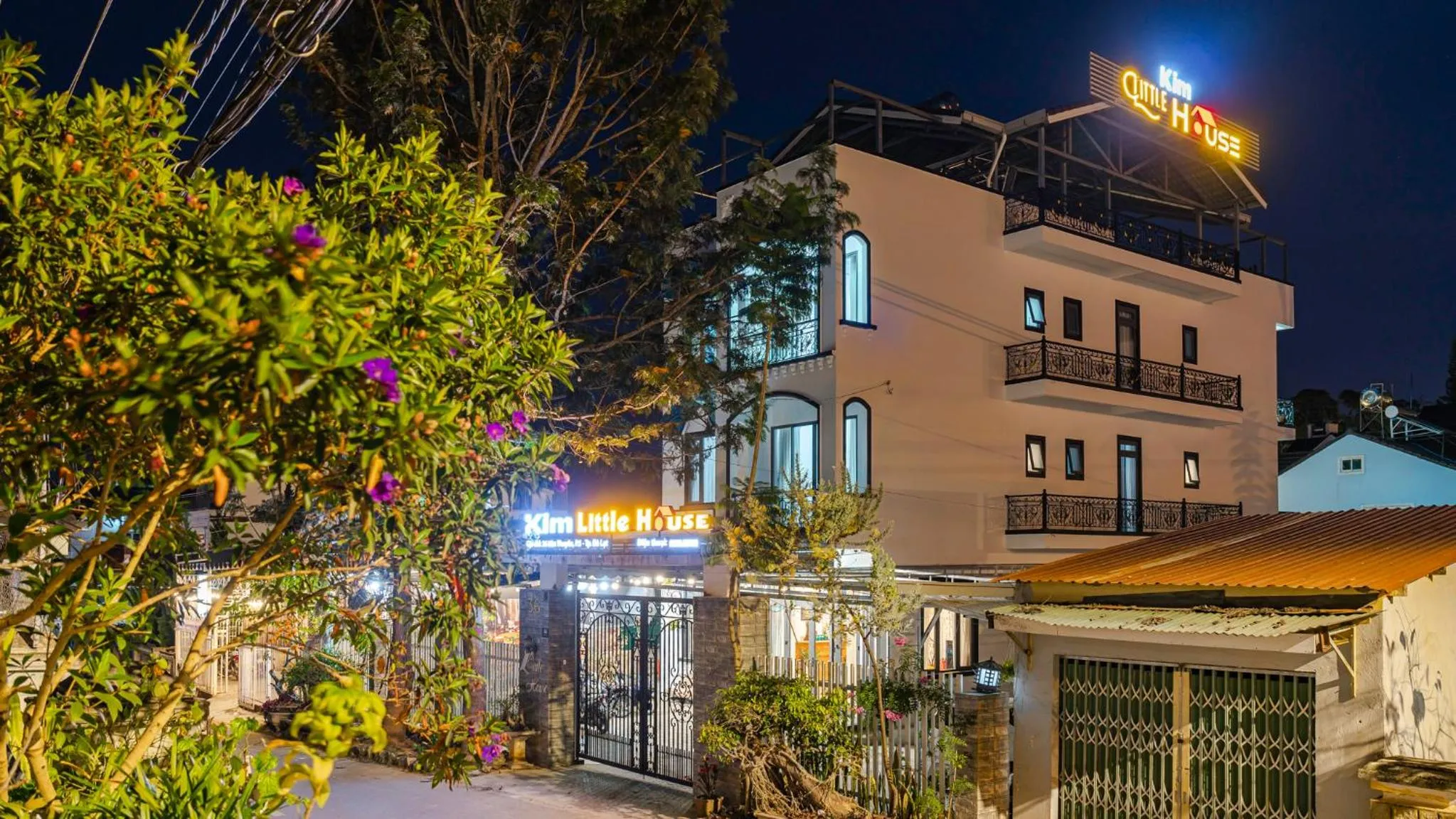 Property building in Kim Little Hotel Dalat