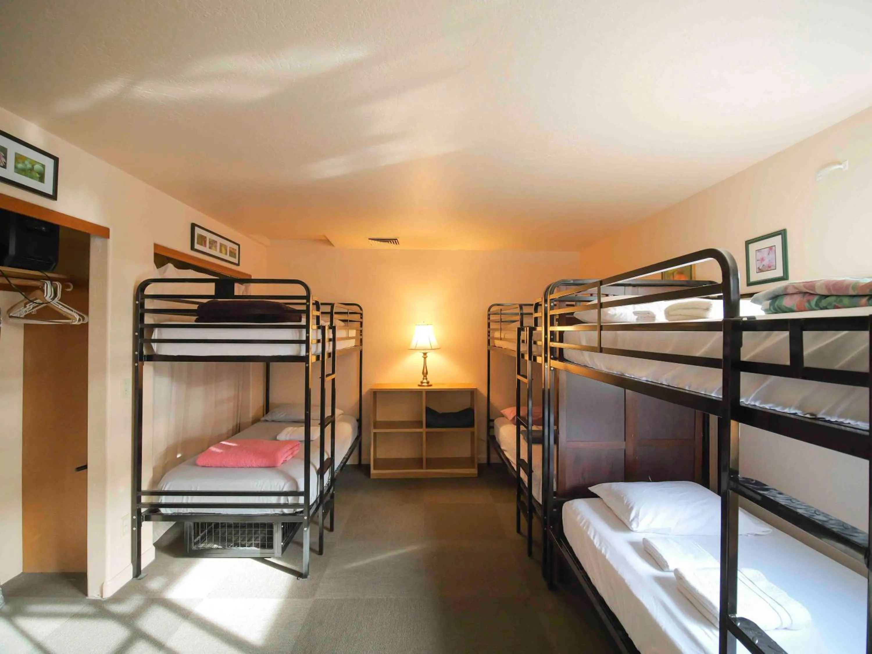 Bed in Ashland Commons Hostel