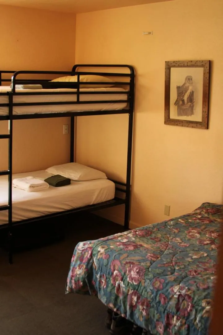 Bed in Ashland Commons Hostel