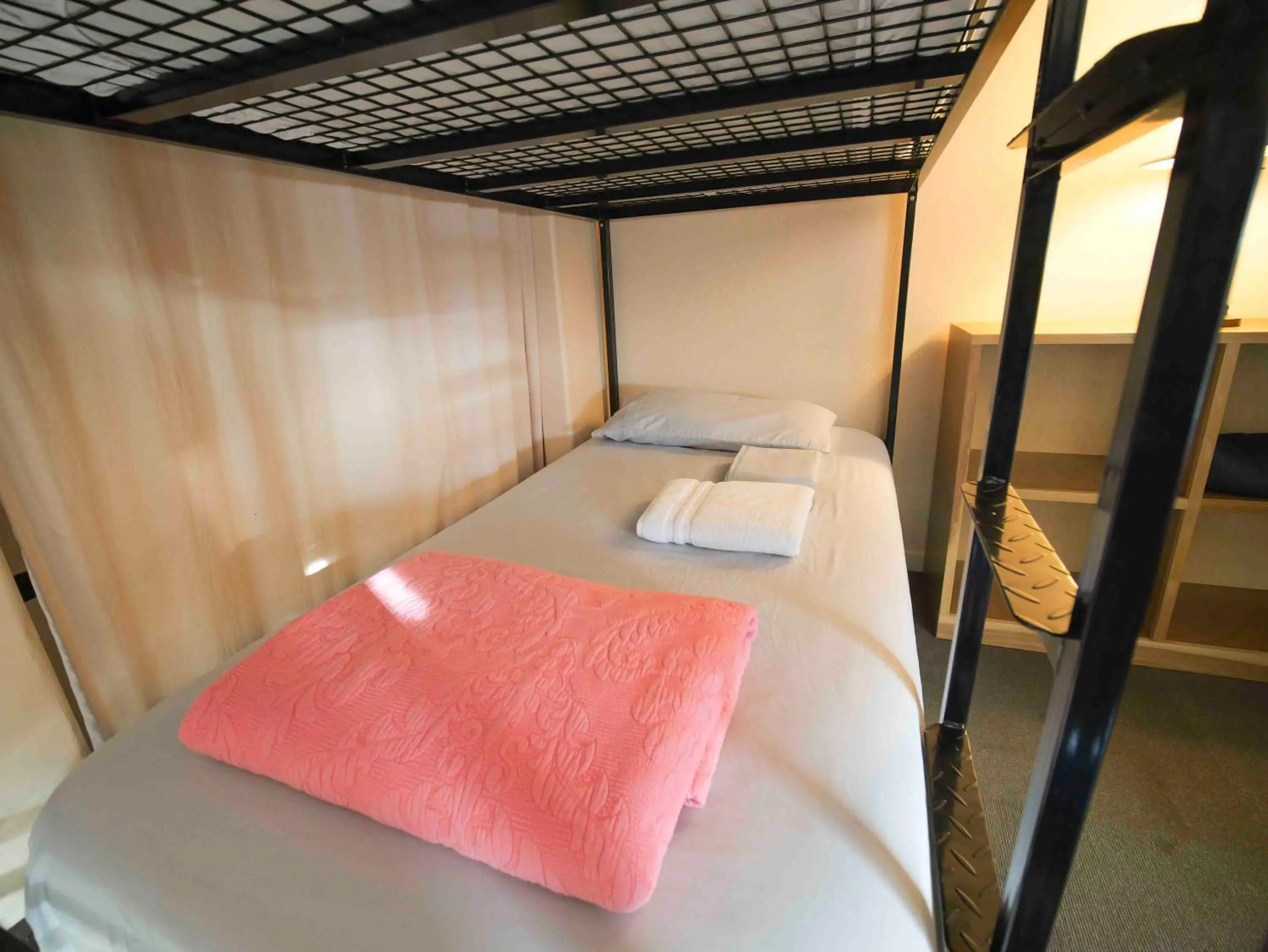 Bed in Ashland Commons Hostel