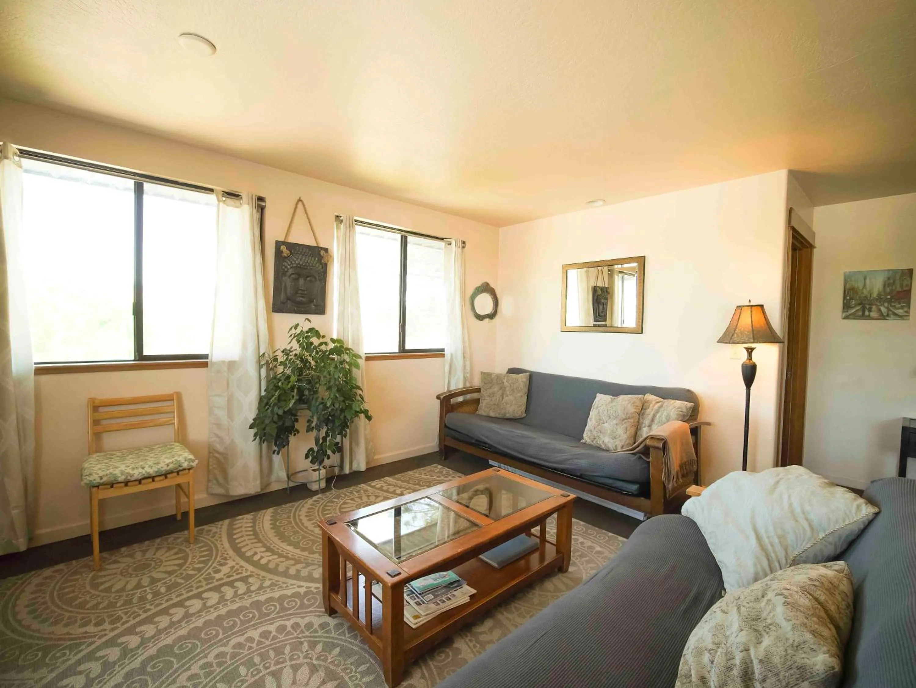 Ashland Commons Hostel