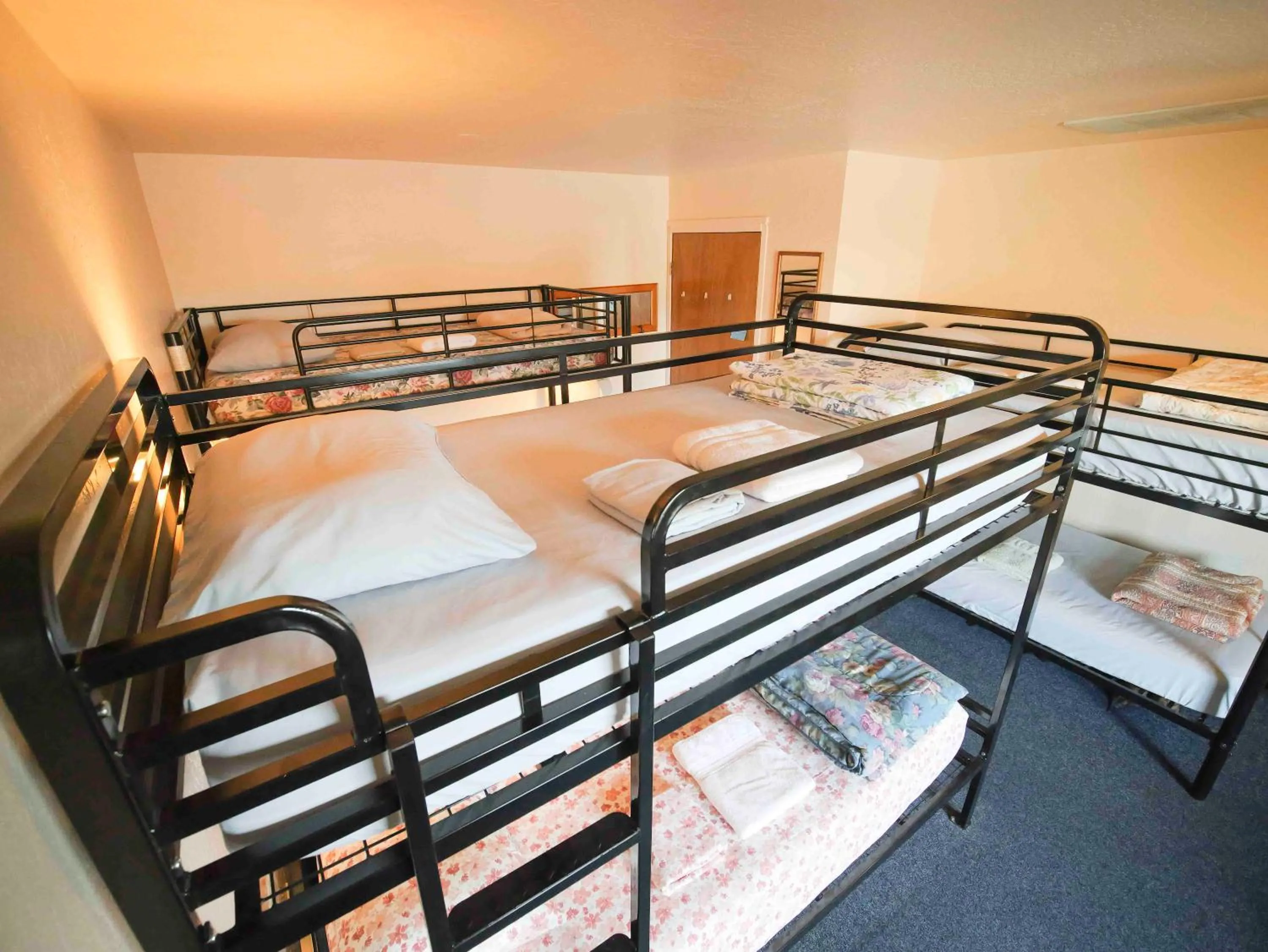 Bed in Ashland Commons Hostel