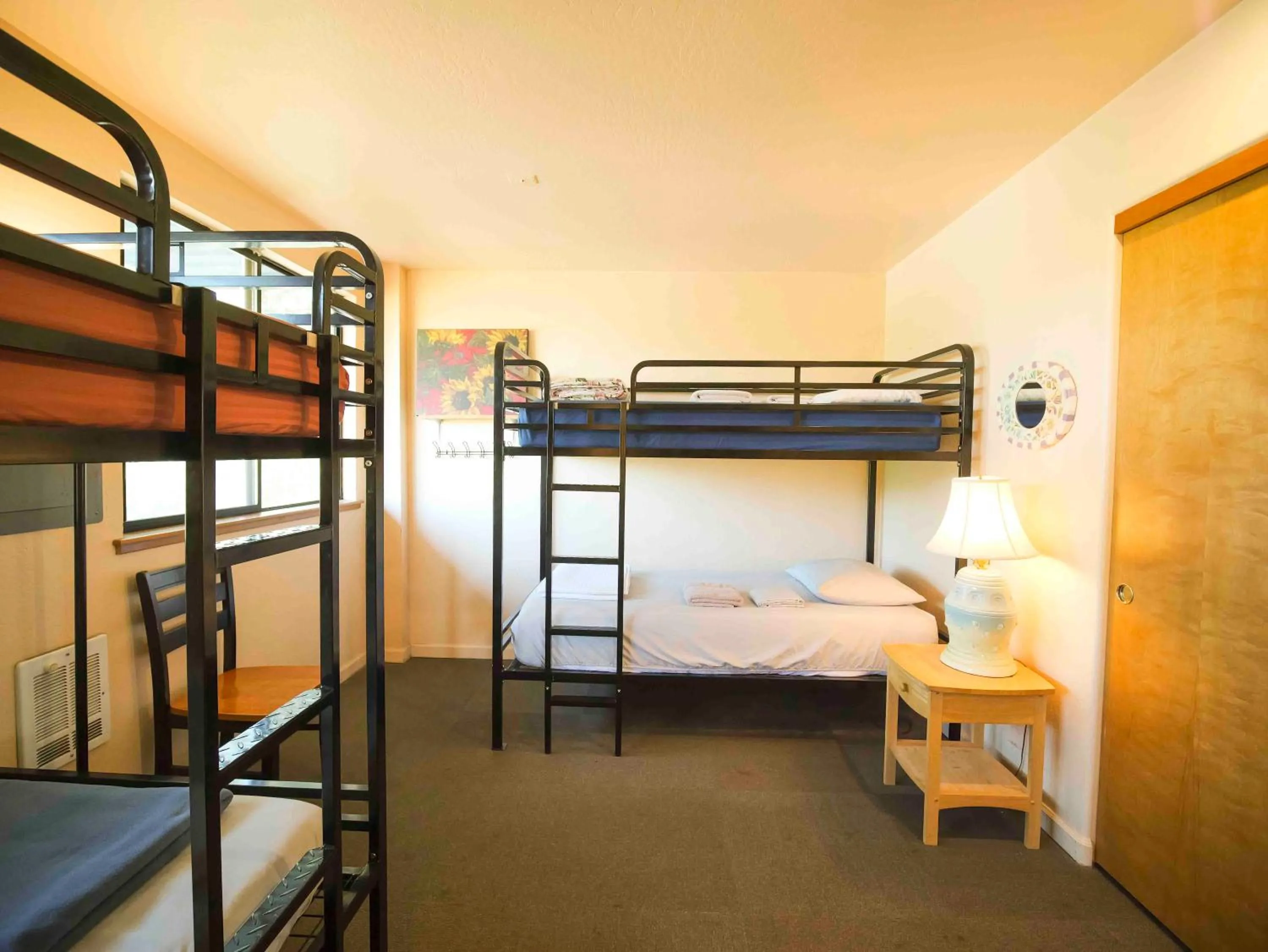 Bed in Ashland Commons Hostel