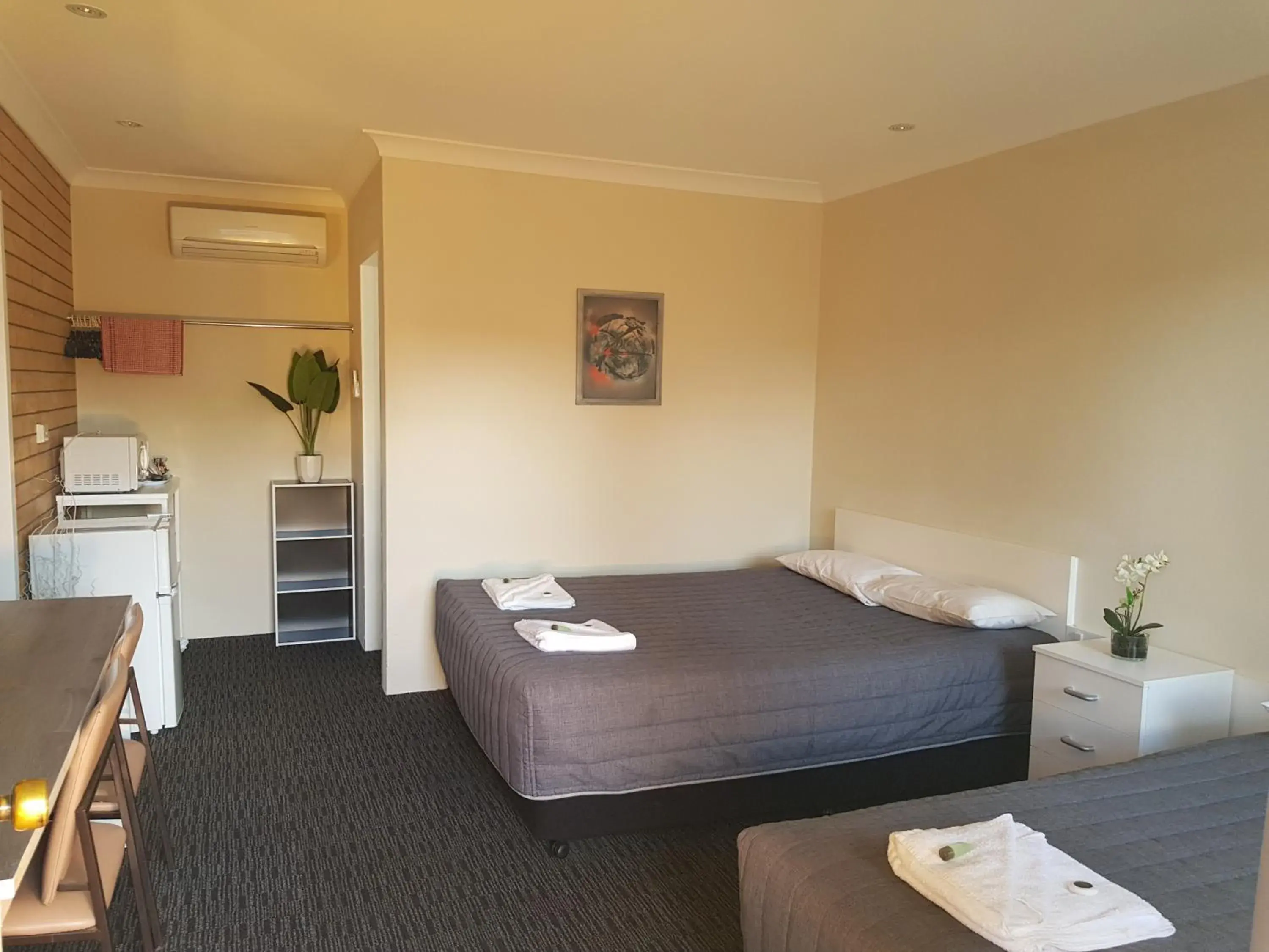 Double or Twin Room with Garden View in Goldfields Motel Double or Twin Room with Garden View in Goldfields Motel