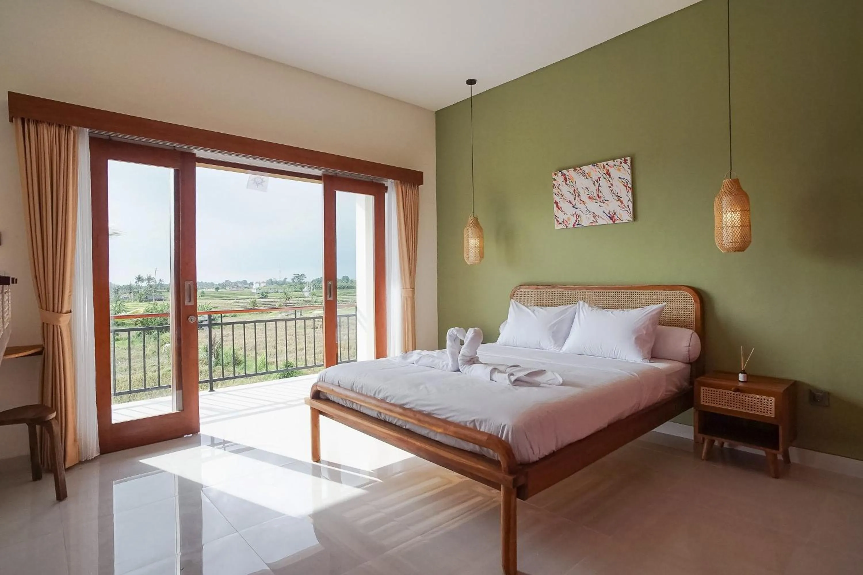 Bedroom, Bed in Kerti Suite