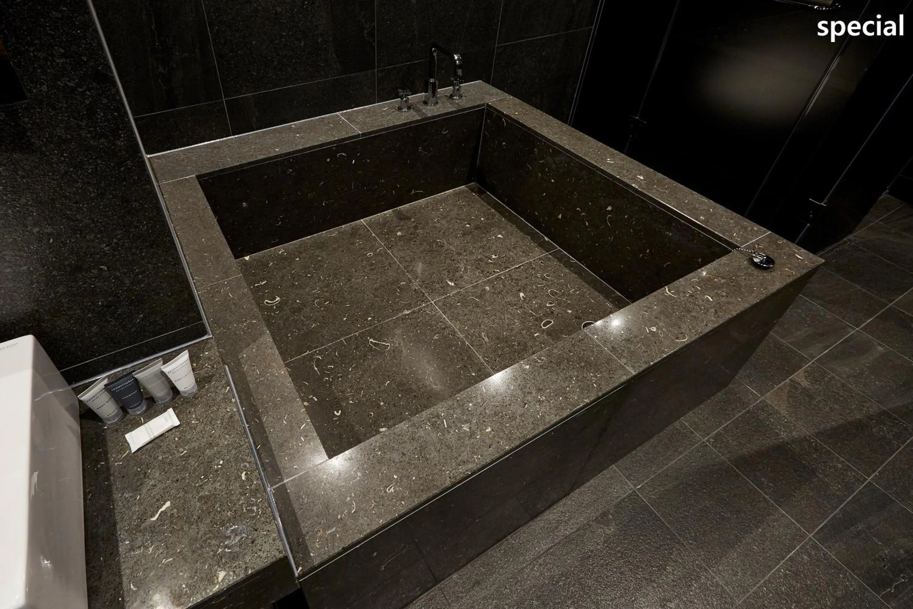 Bathroom in Hotel The Artist Yeoksam