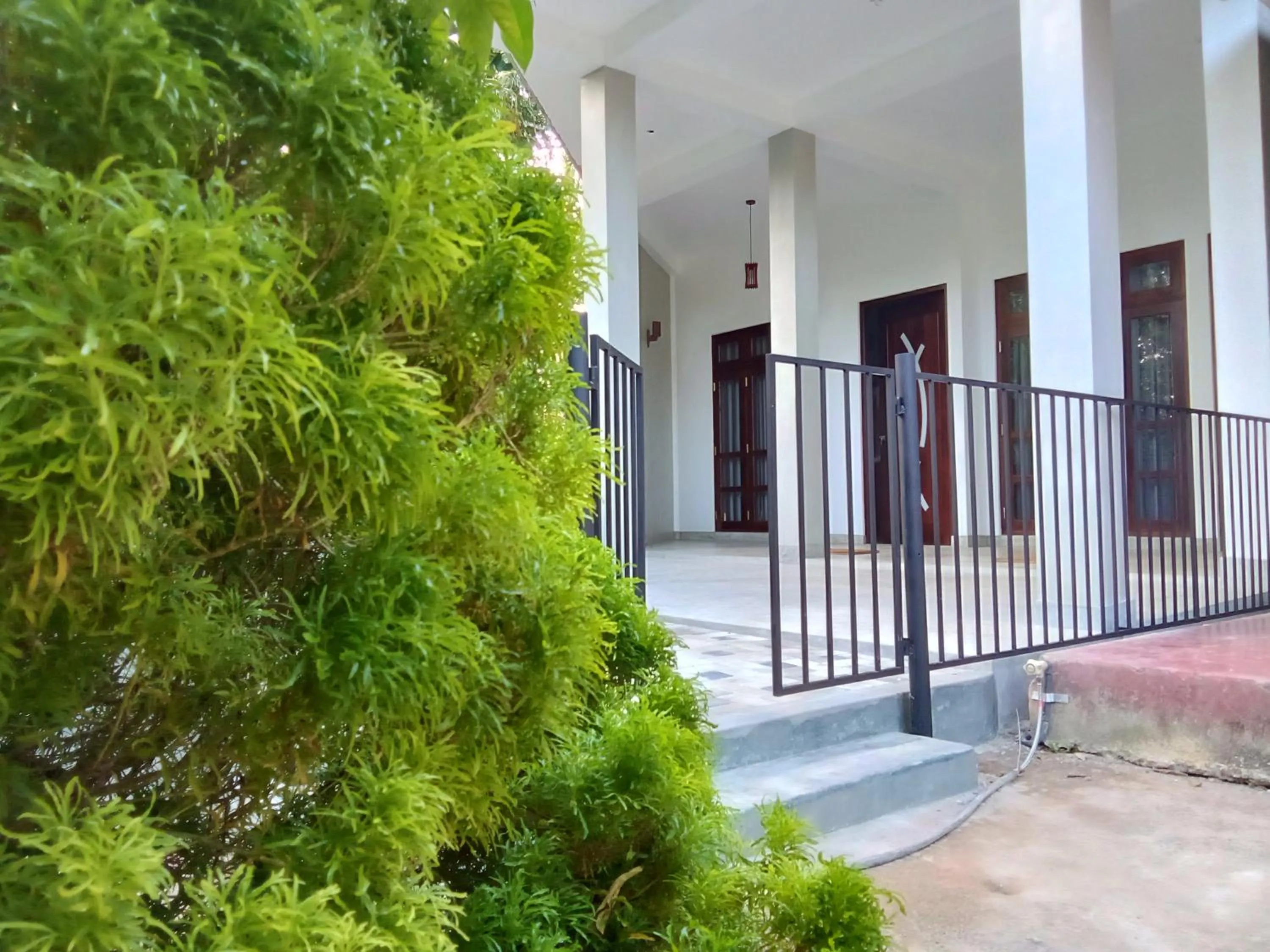 Property building in LaRoy Mirissa