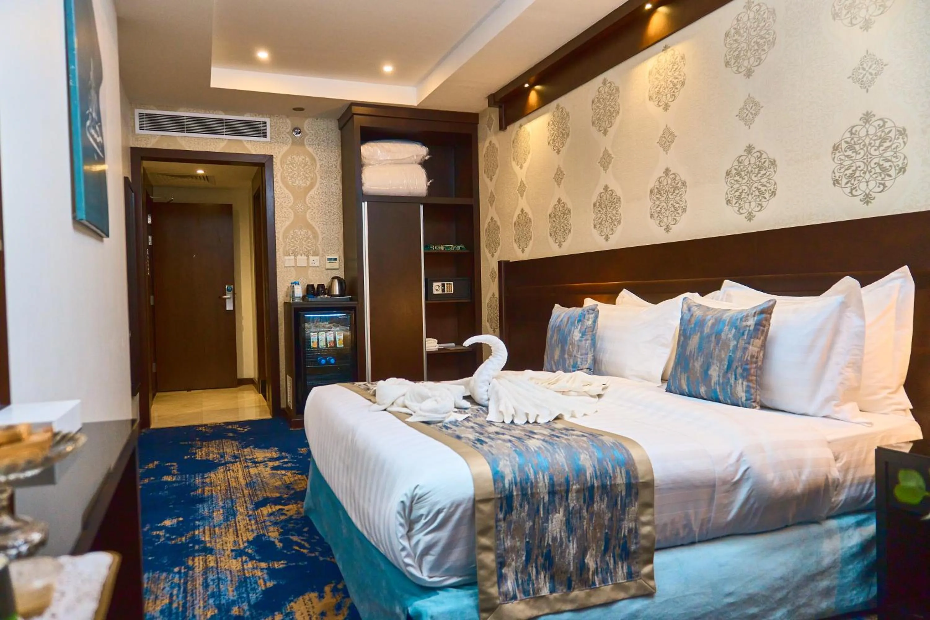 Bed in Selat Al Bait Hotel