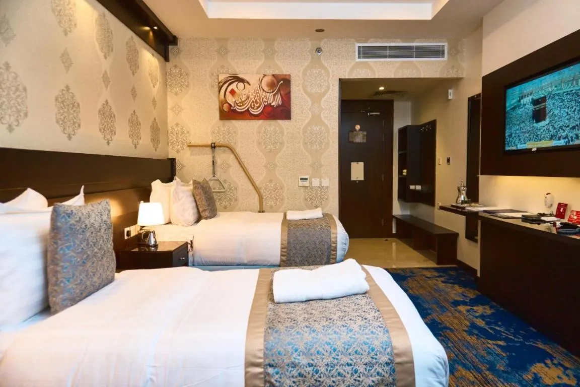 Bed in Selat Al Bait Hotel