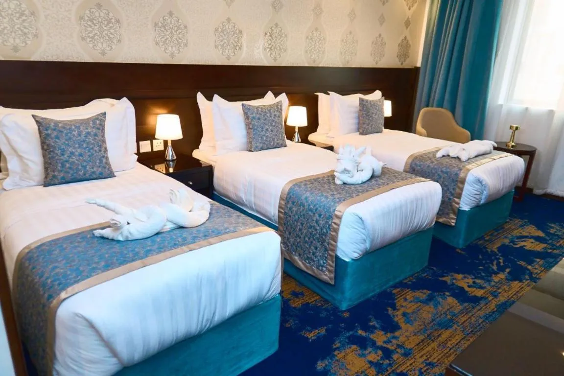 Bed in Selat Al Bait Hotel