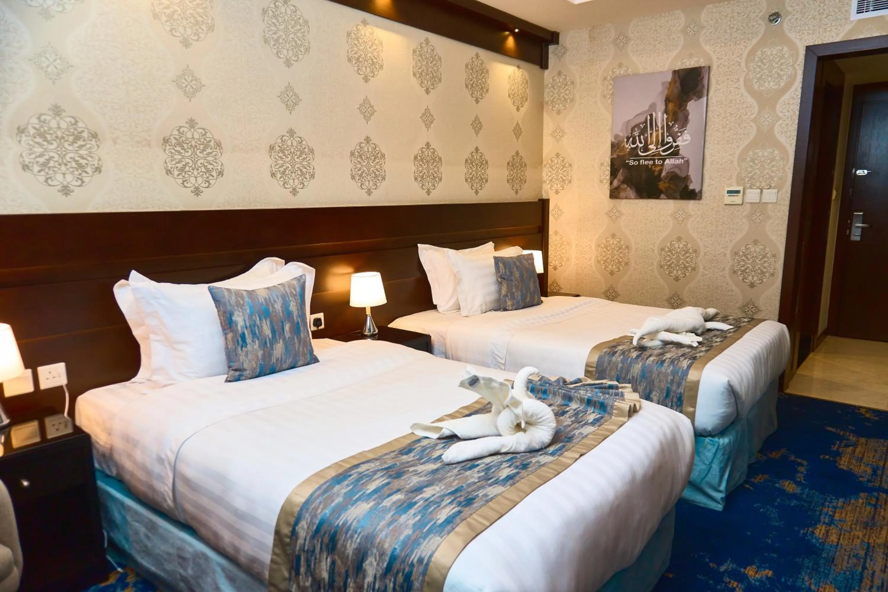 Bed in Selat Al Bait Hotel