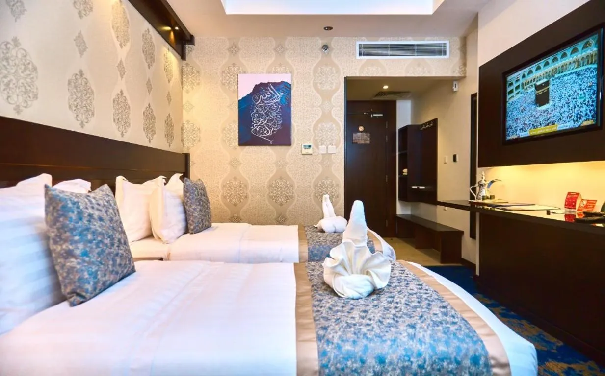 Bed in Selat Al Bait Hotel