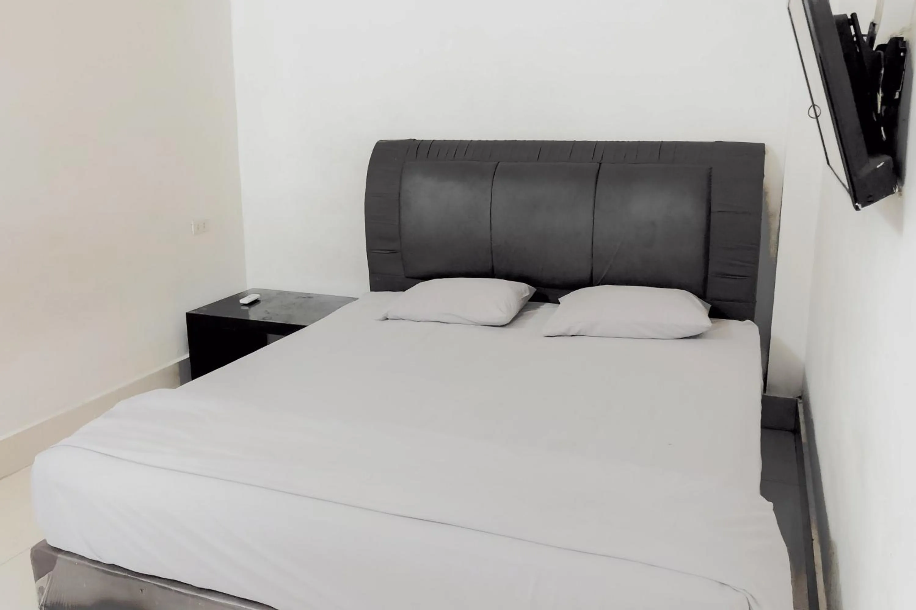 Bedroom, Bed in Hotel Mulia Tiza Binjai RedPartner