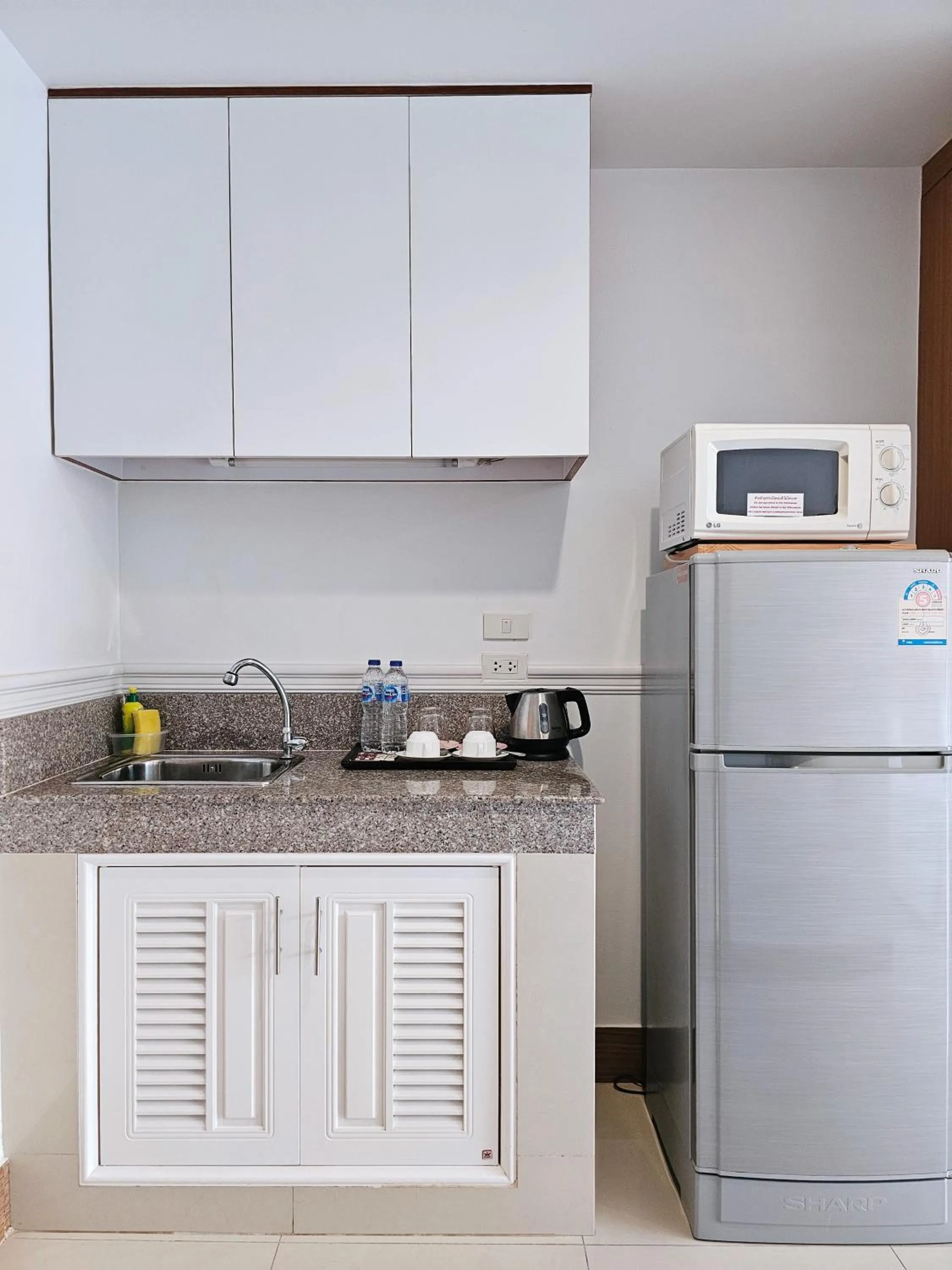 Kitchen or kitchenette in Nanthana Villa